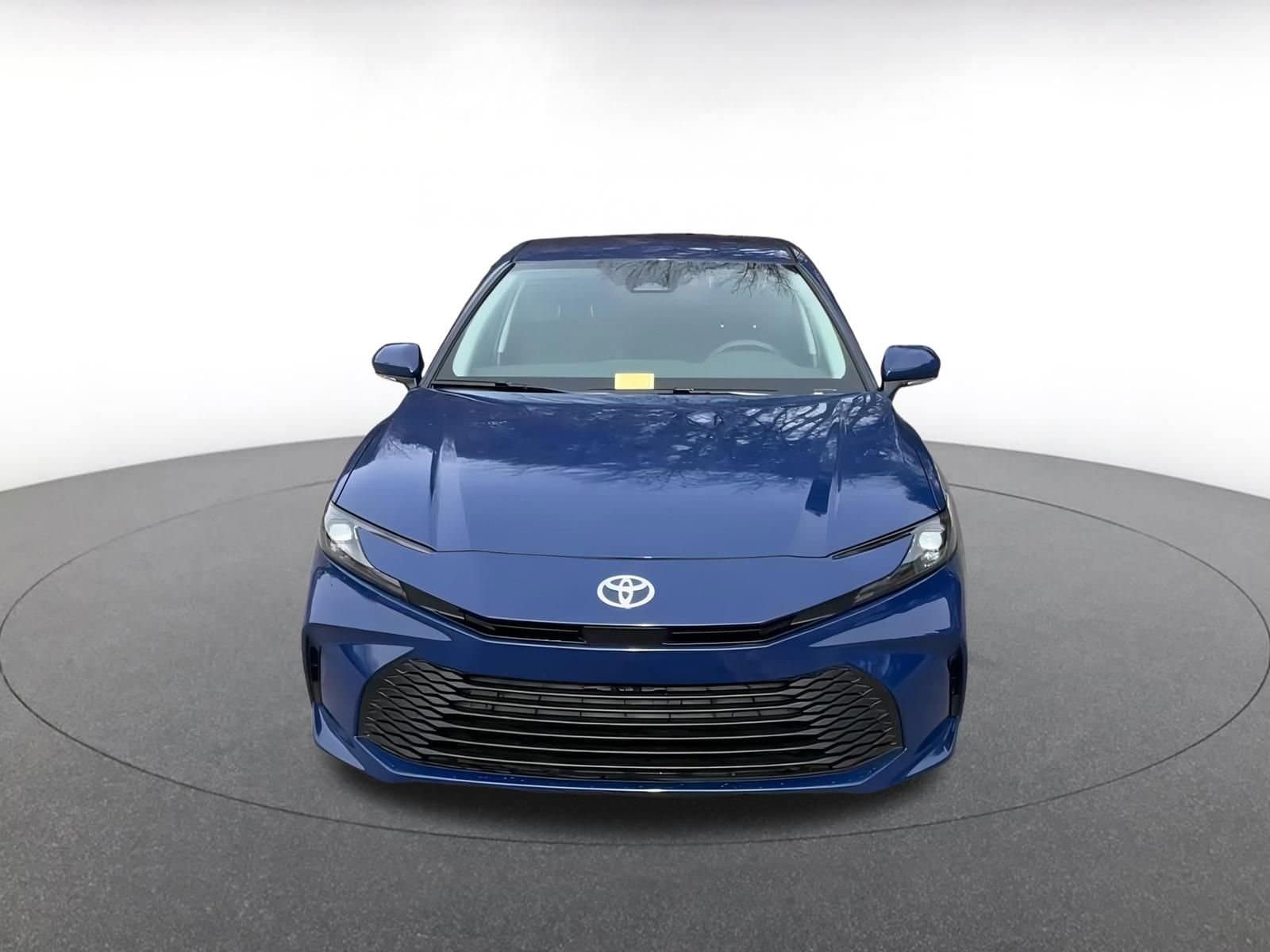 Thumbnail: 2025 Toyota Camry - 4