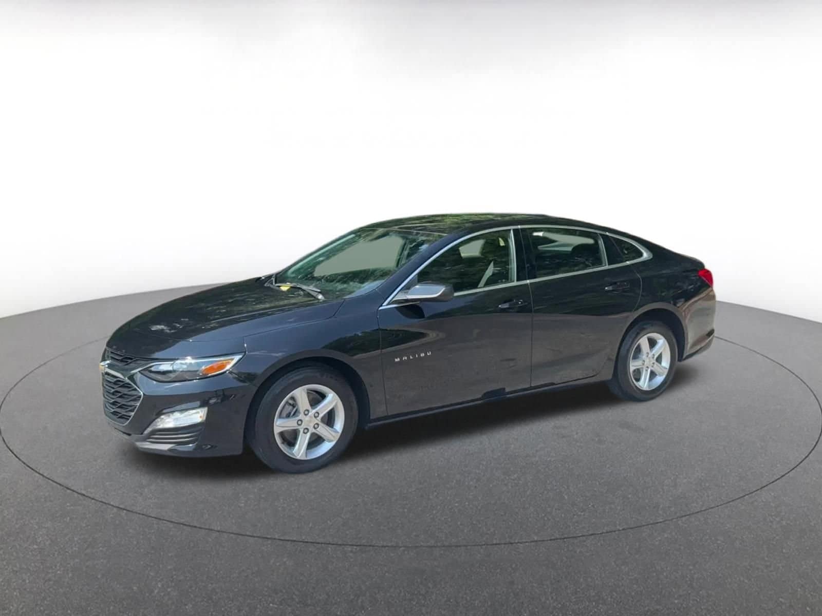 Thumbnail: 2024 Chevrolet Malibu - 7