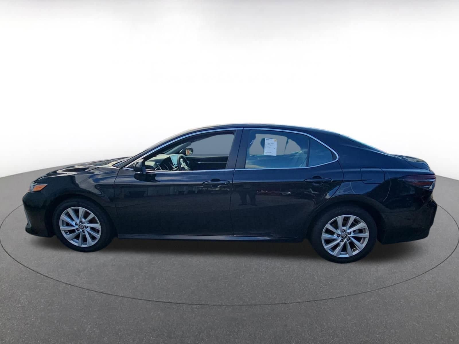 Thumbnail: 2023 Toyota Camry - 4