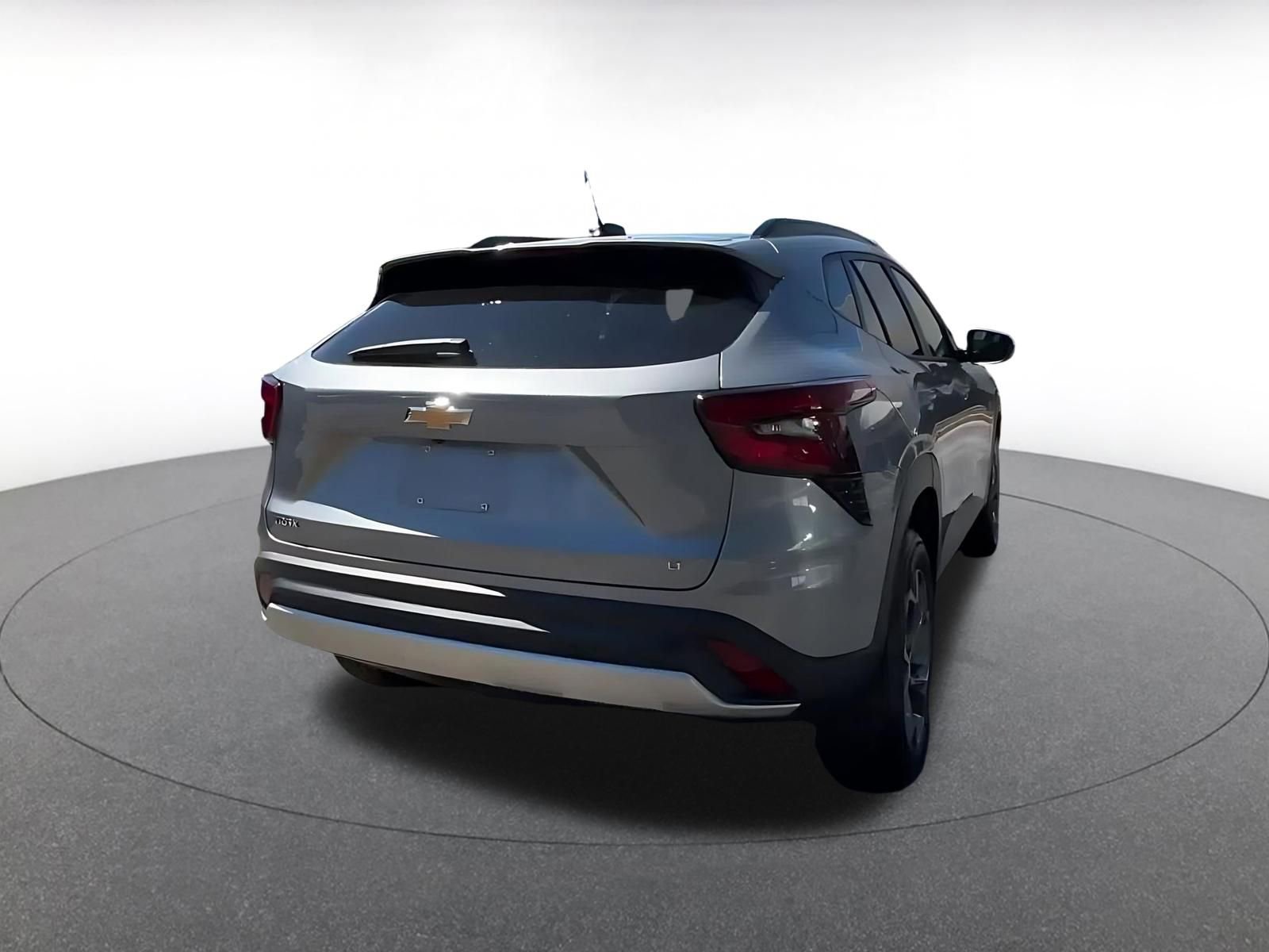 Thumbnail: 2025 Chevrolet Trax - 14