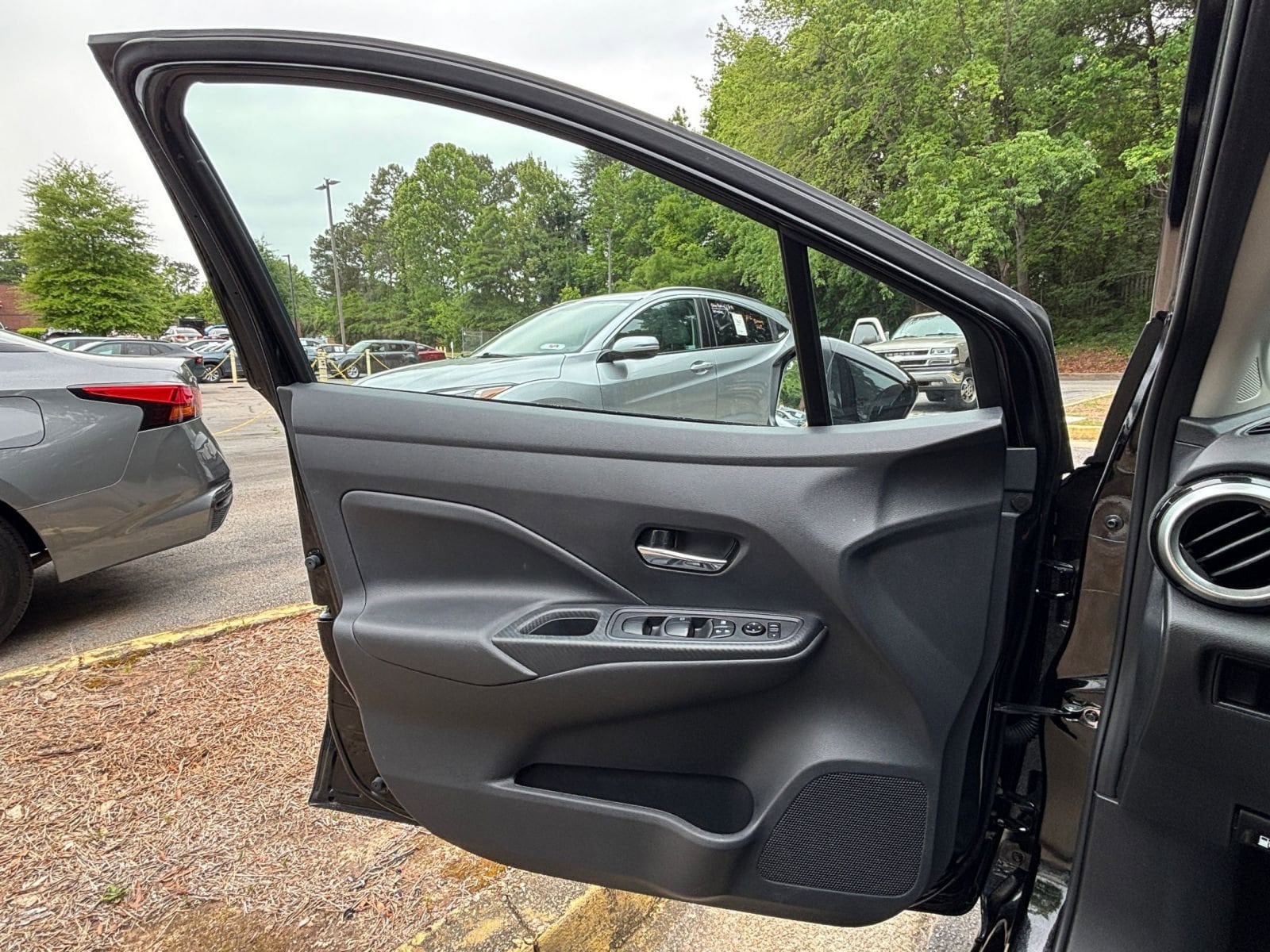 Thumbnail: 2025 Nissan Versa - 18