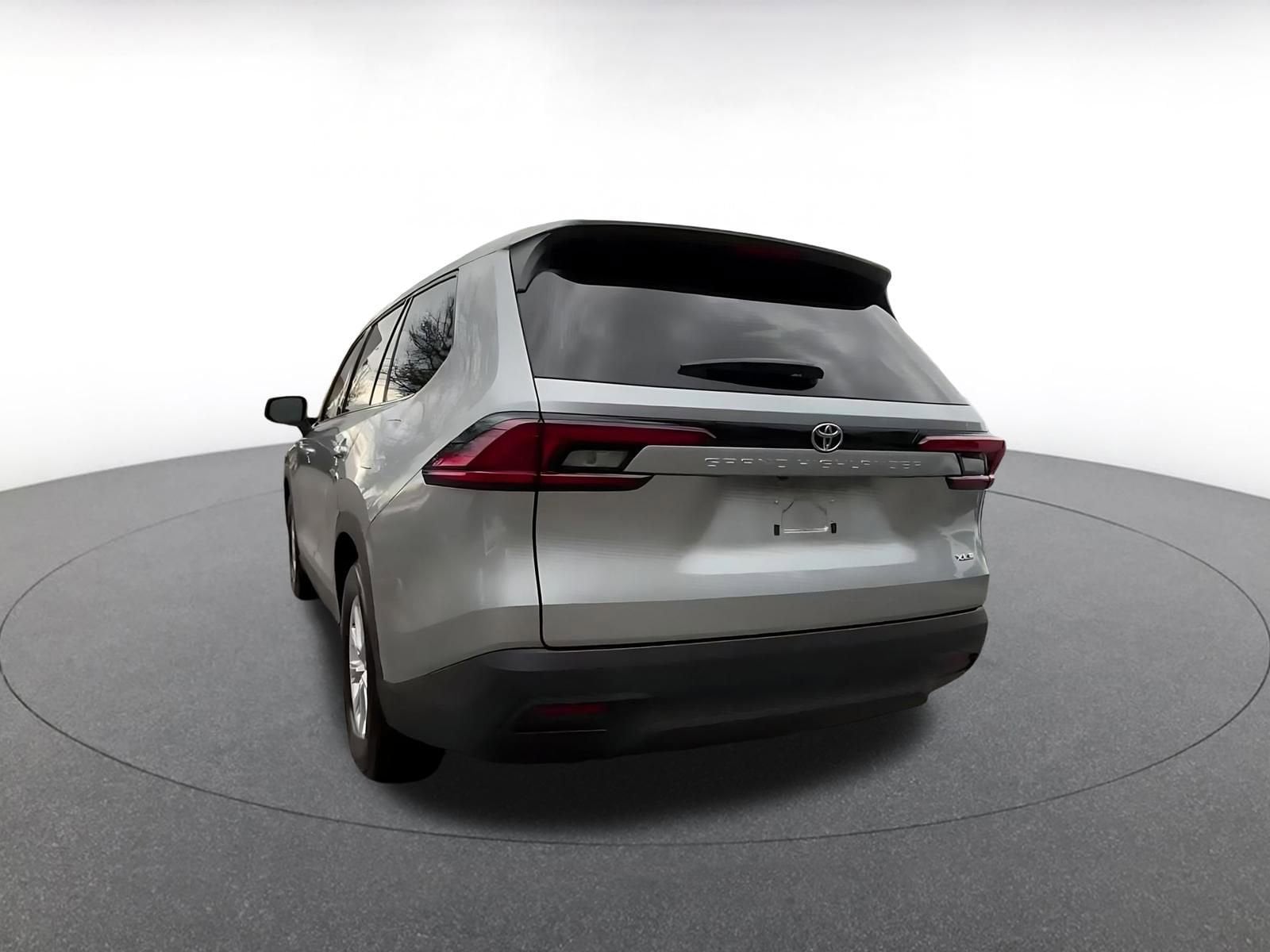 Thumbnail: 2025 Toyota Grand Highlander - 11