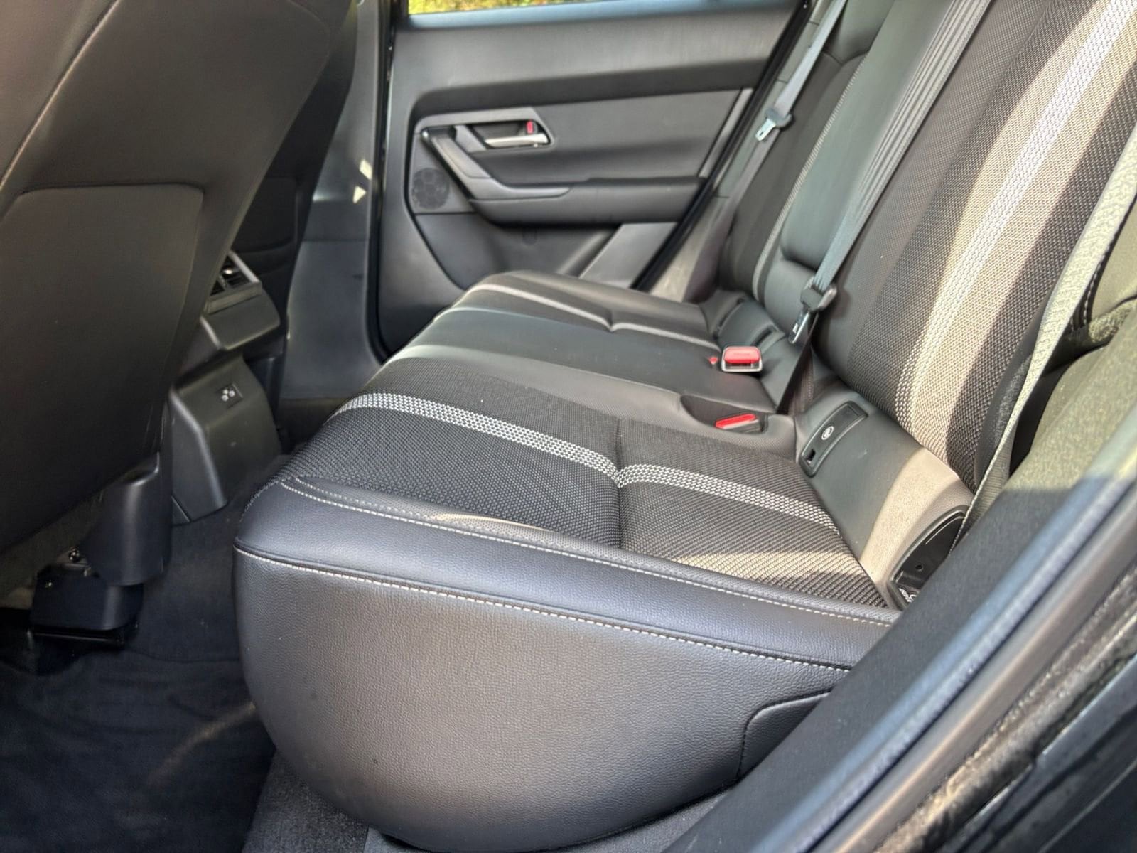 Thumbnail: 2025 Mazda CX-50 - 25