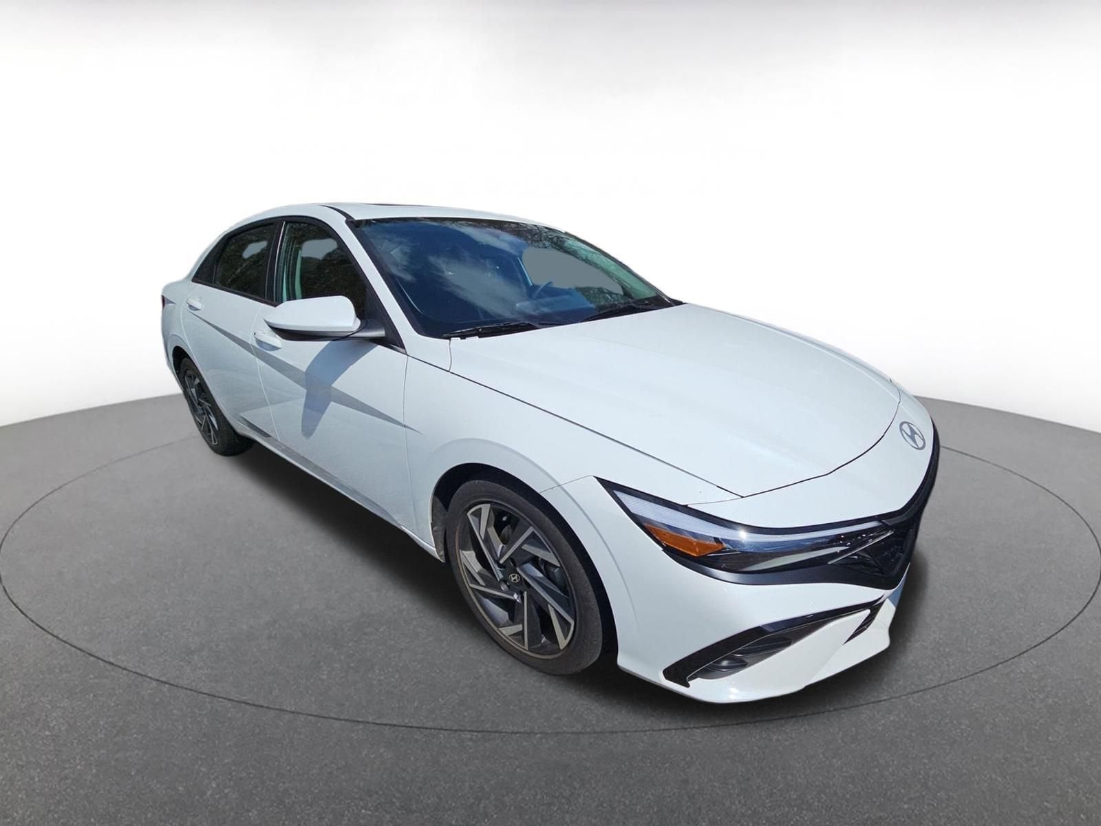 Thumbnail: 2025 Hyundai Elantra - 1