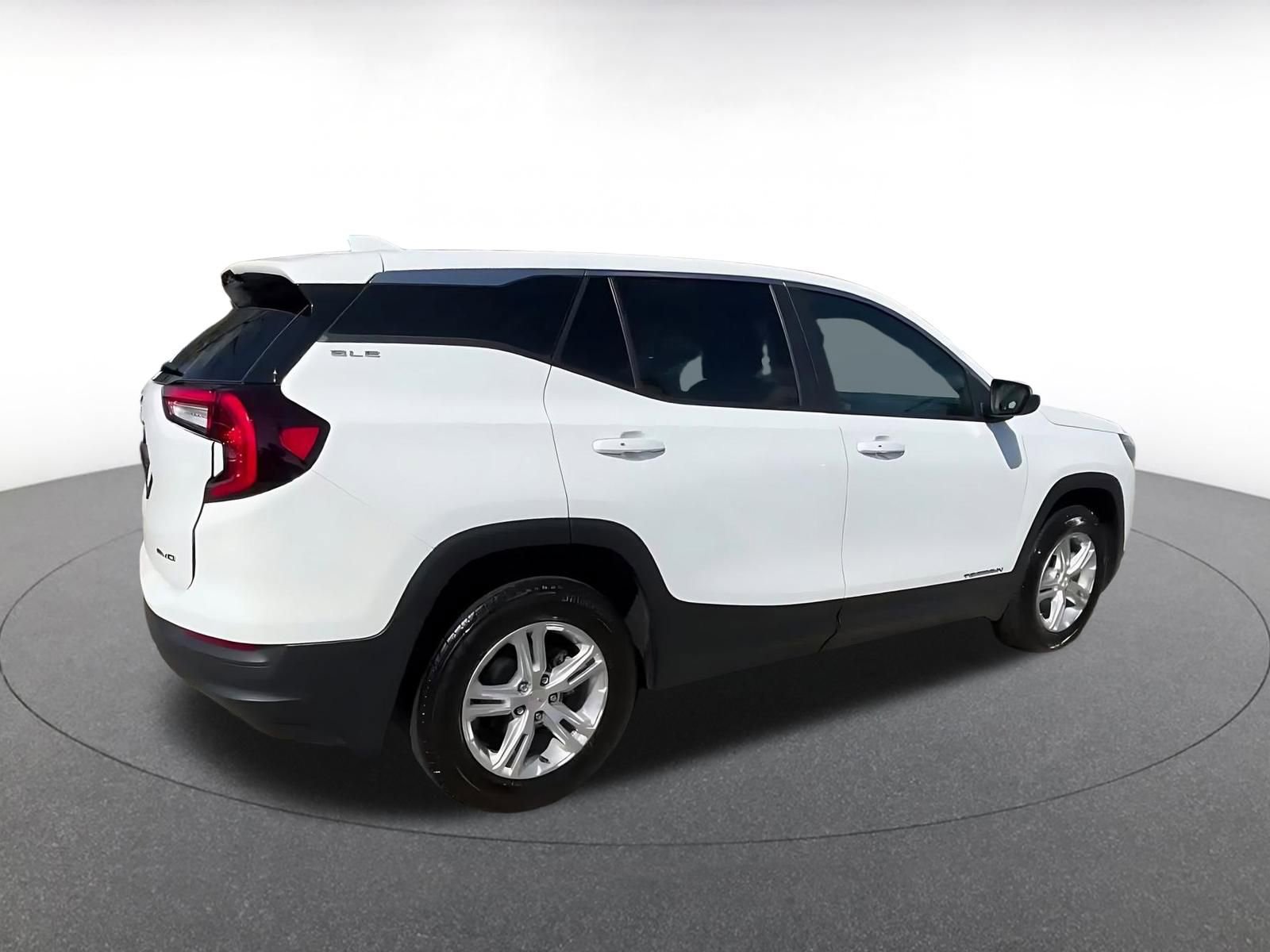 Thumbnail: 2024 GMC Terrain - 15