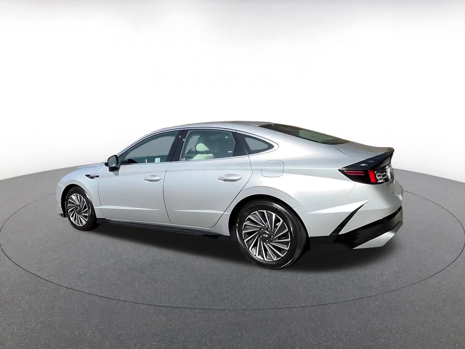 Thumbnail: 2025 Hyundai Sonata - 11