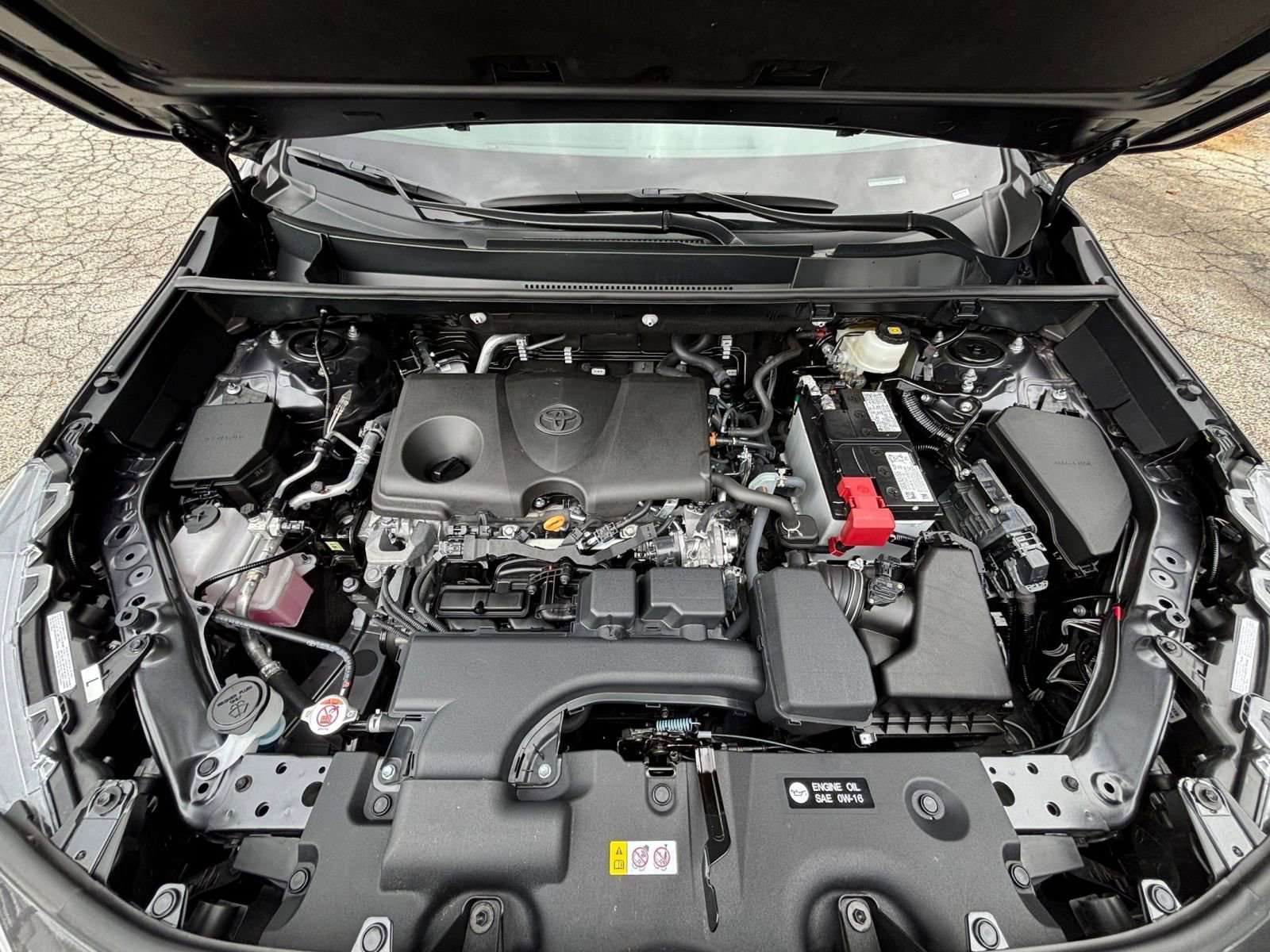 Thumbnail: 2025 Toyota RAV4 - 32