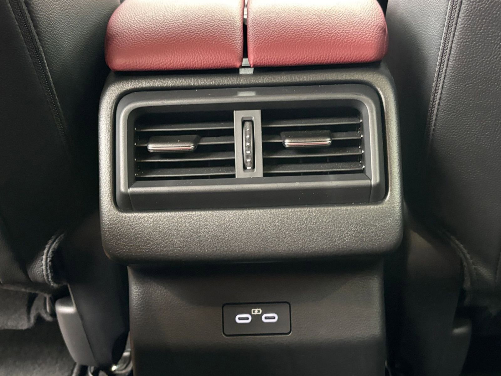 Thumbnail: 2025 Mazda CX-50 - 24