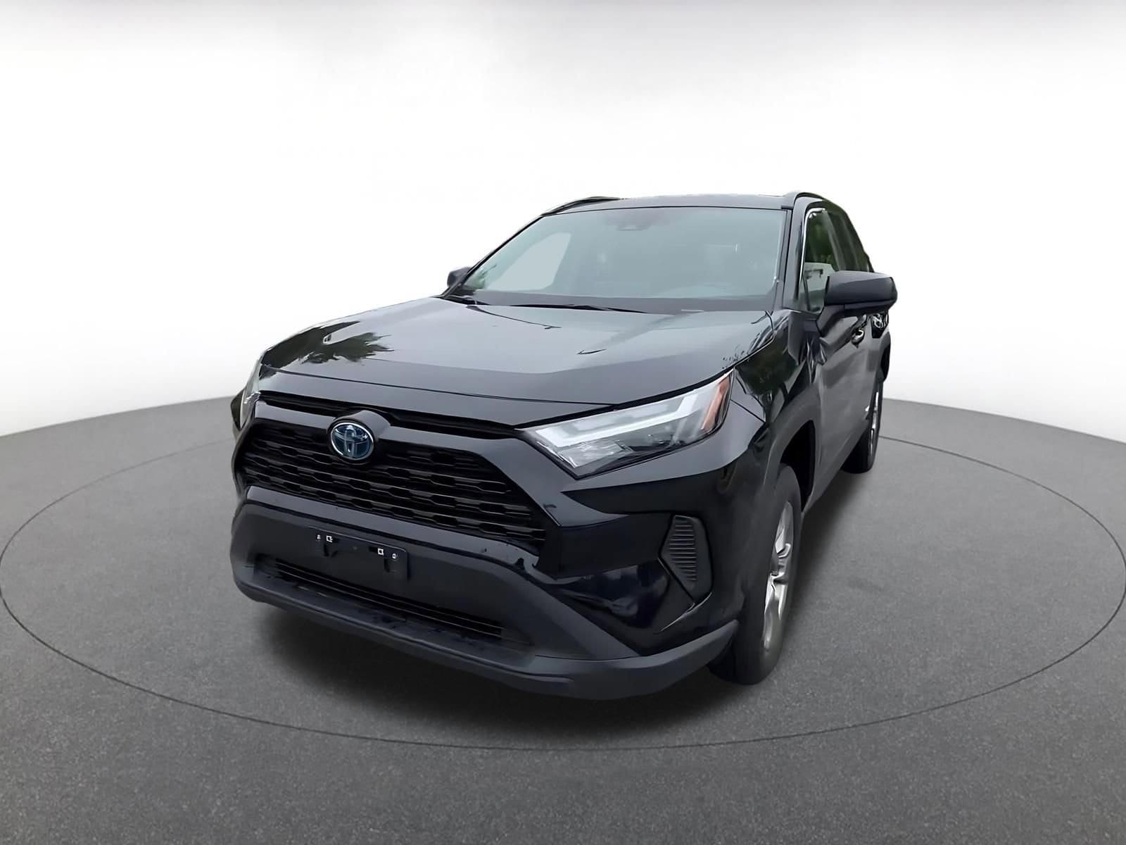 Thumbnail: 2024 Toyota RAV4 - 7