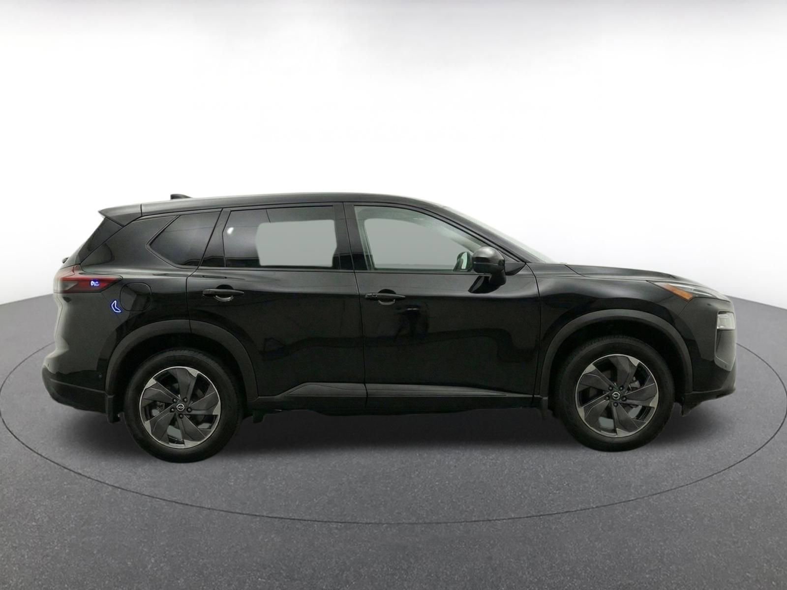Thumbnail: 2025 Nissan Rogue - 10