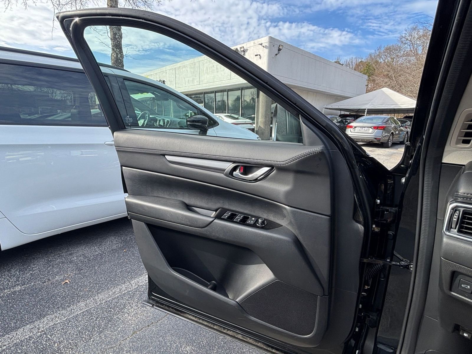 Thumbnail: 2025 Mazda CX-5 - 18