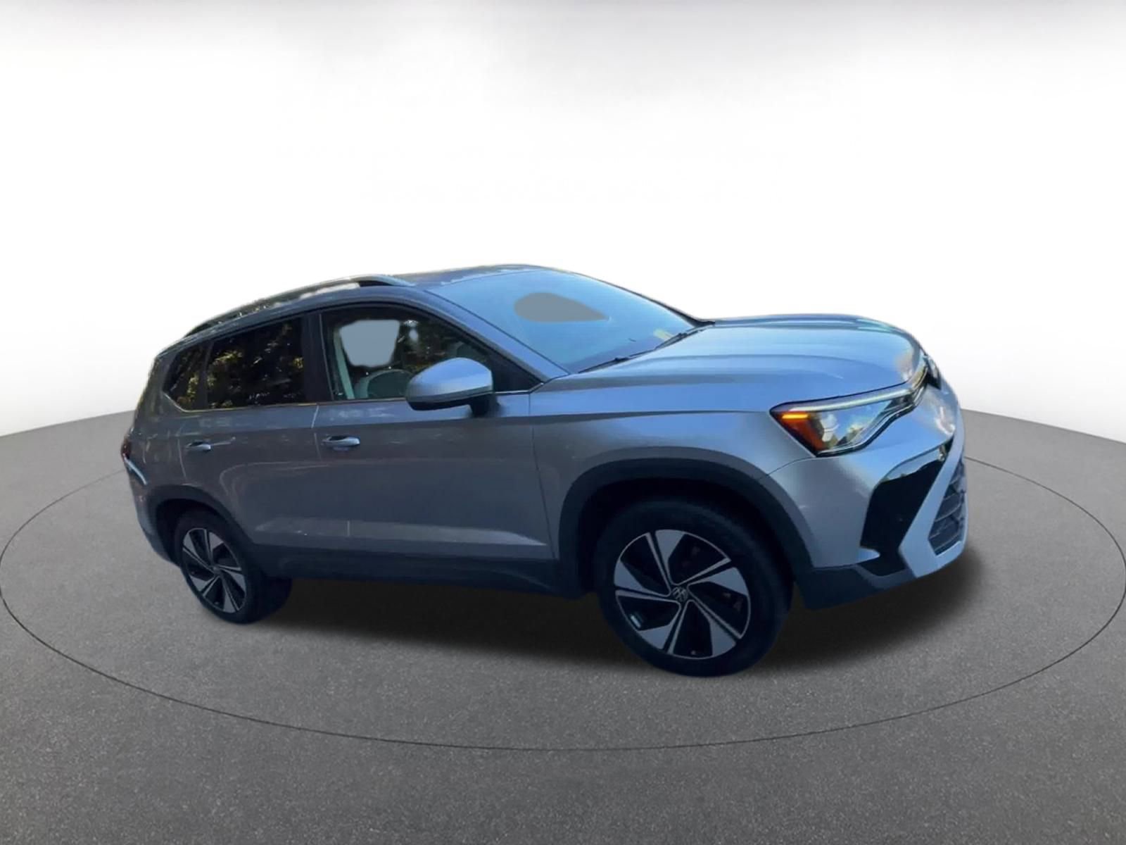 Thumbnail: 2025 Volkswagen Taos - 2