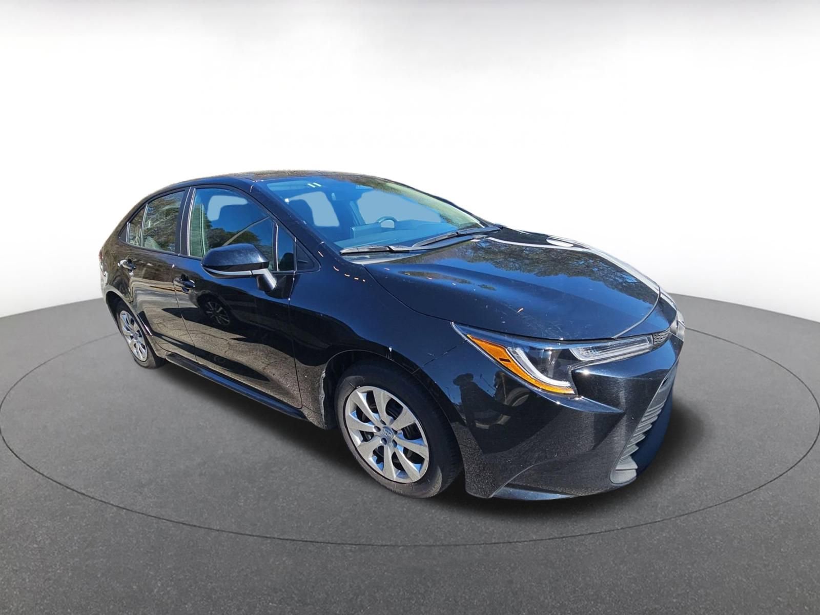 Thumbnail: 2025 Toyota Corolla - 1