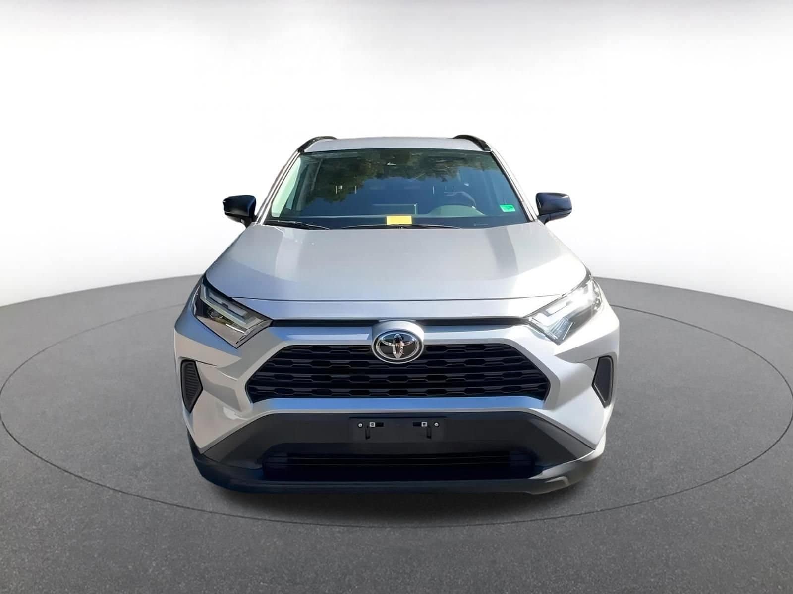 Thumbnail: 2025 Toyota RAV4 - 4