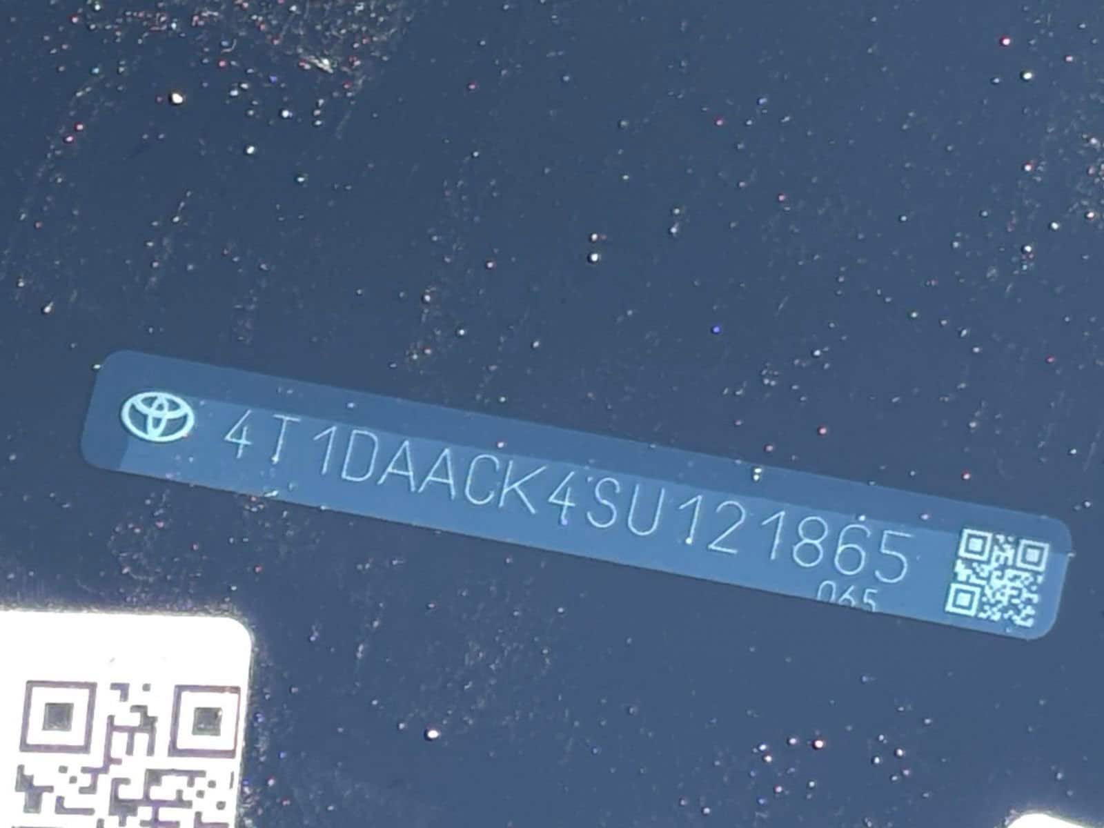 Thumbnail: 2025 Toyota Camry - 30