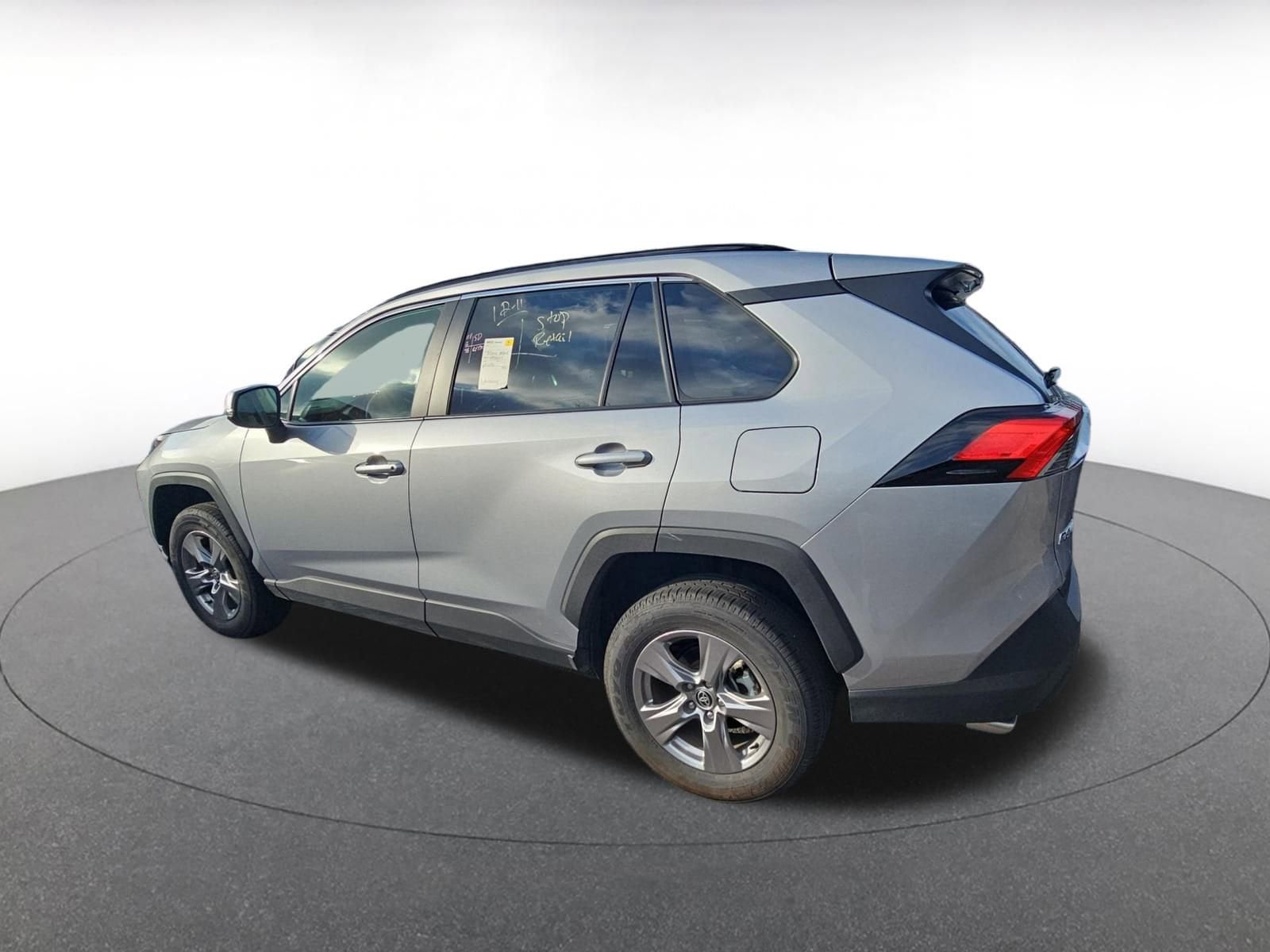 Thumbnail: 2025 Toyota RAV4 - 5