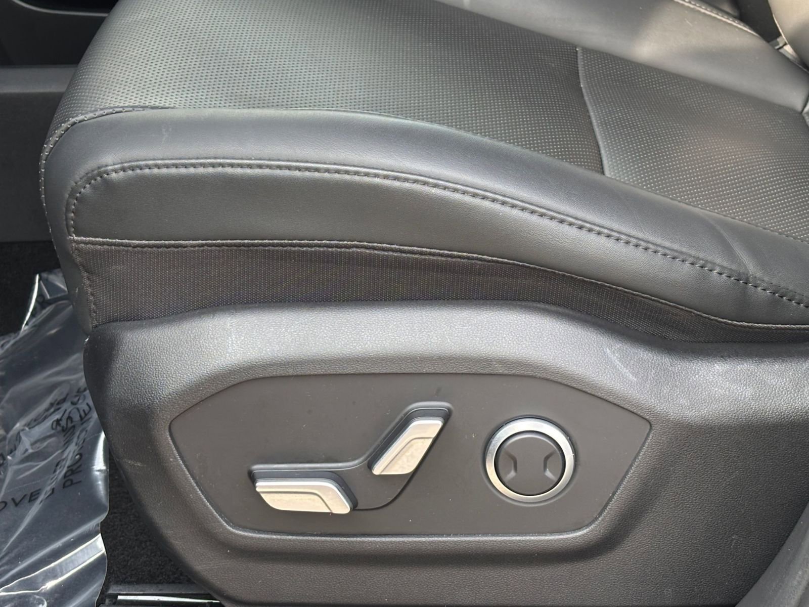 Thumbnail: 2025 Hyundai Santa Fe - 23