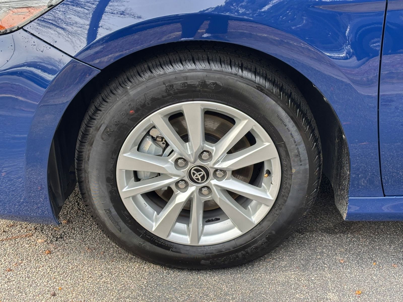 Thumbnail: 2025 Toyota Camry - 30