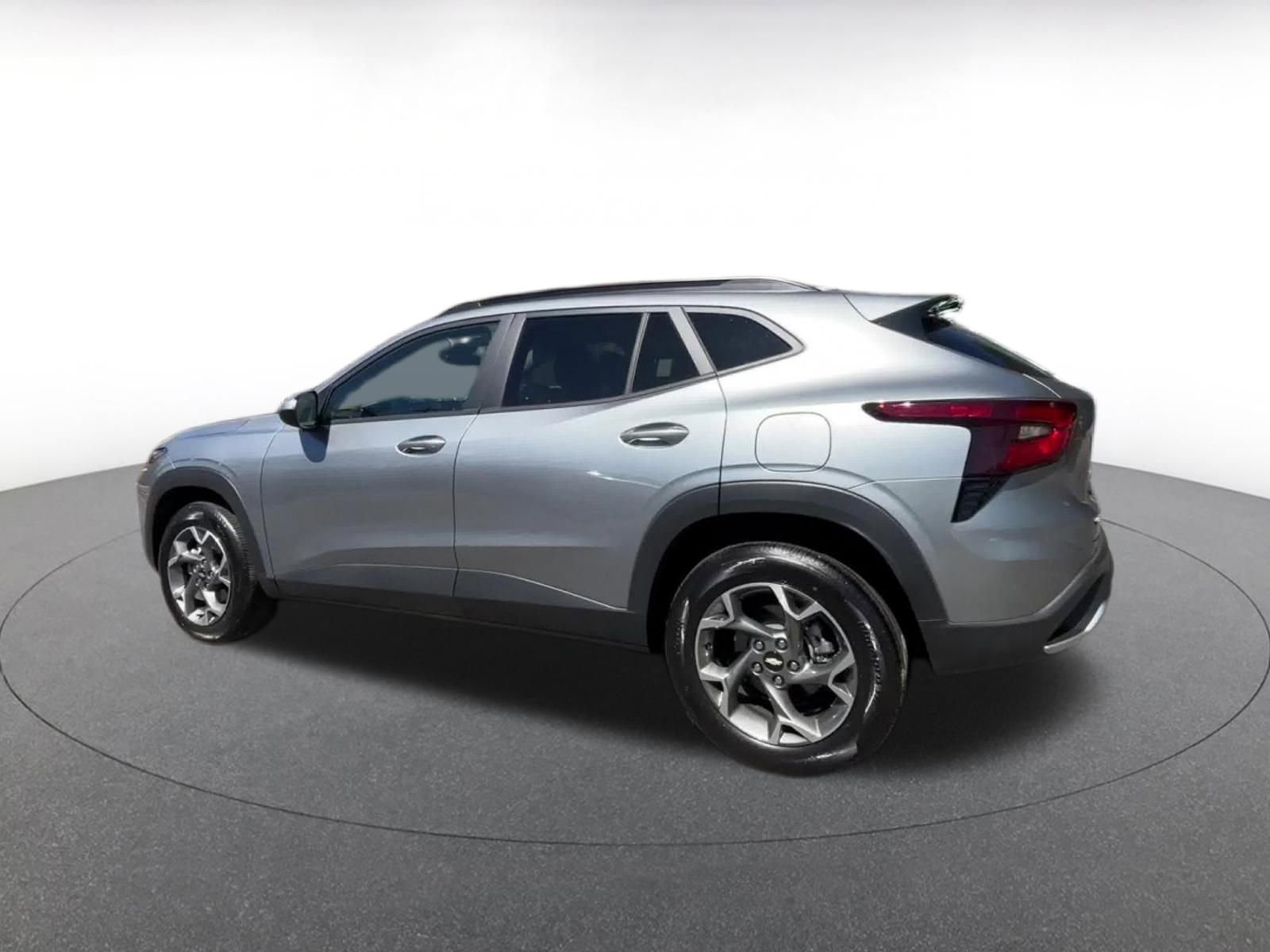 Thumbnail: 2025 Chevrolet Trax - 10