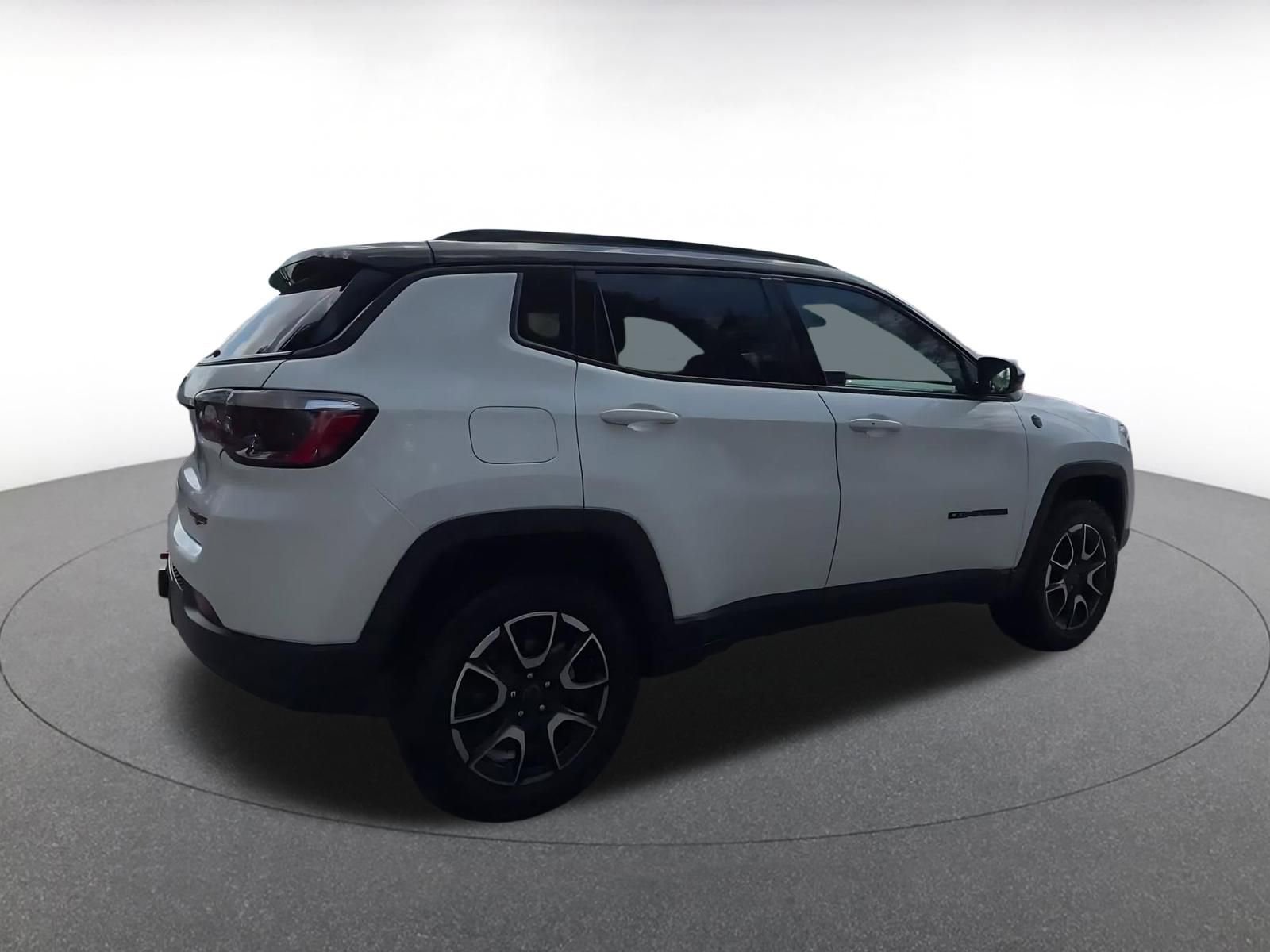 Thumbnail: 2025 Jeep Compass - 15