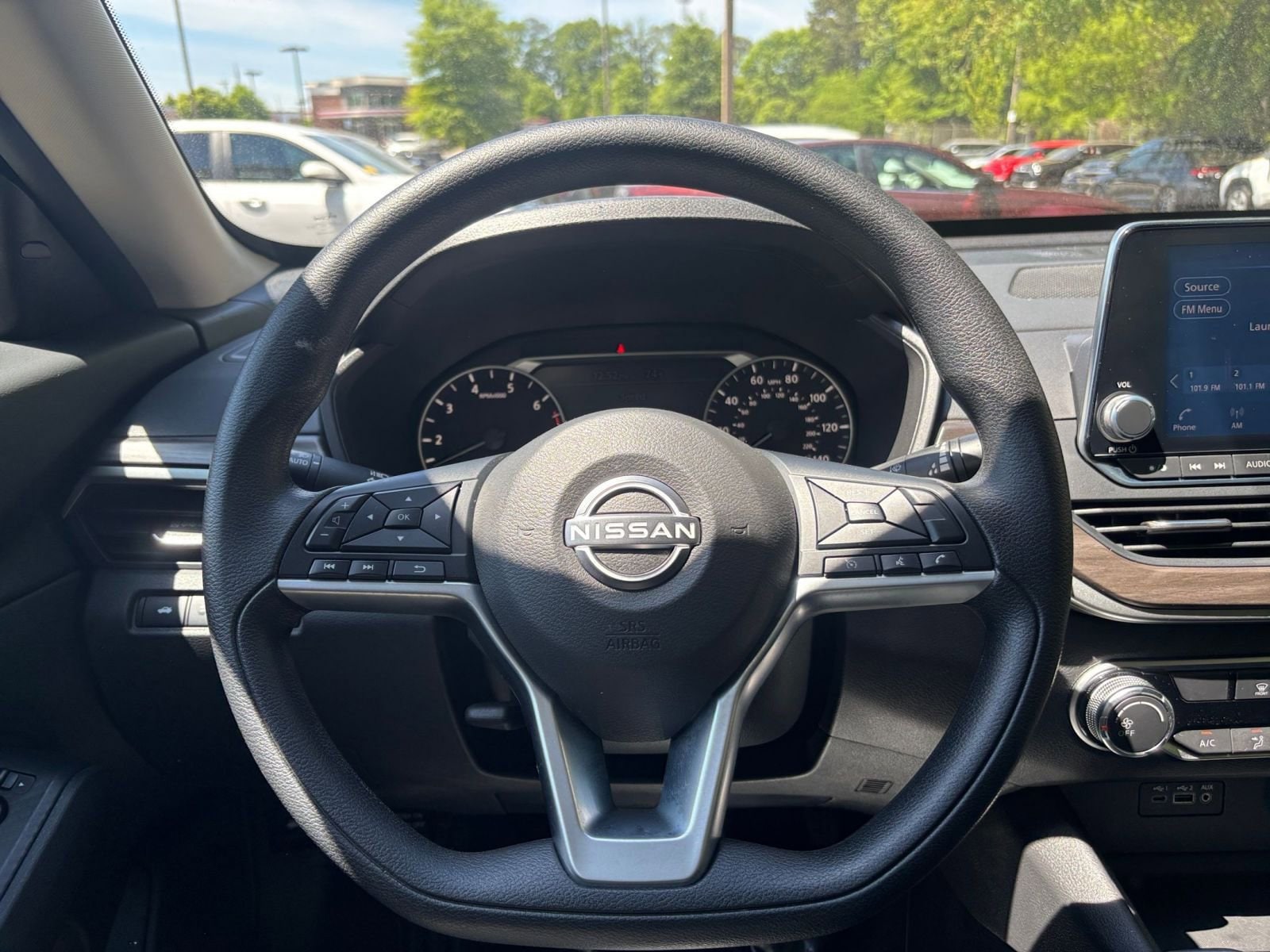 Thumbnail: 2025 Nissan Altima - 35