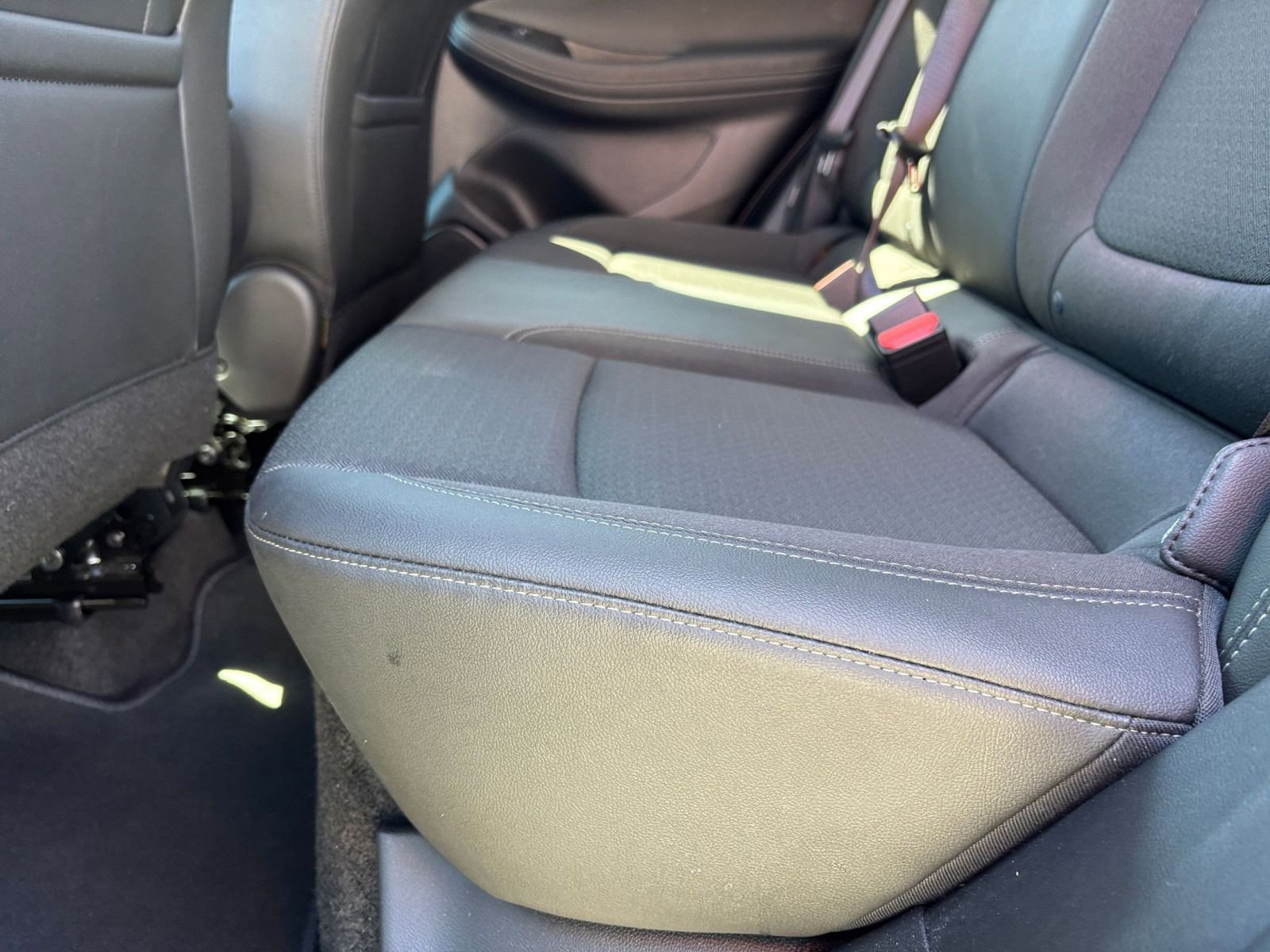 Thumbnail: 2025 Buick Encore GX - 27