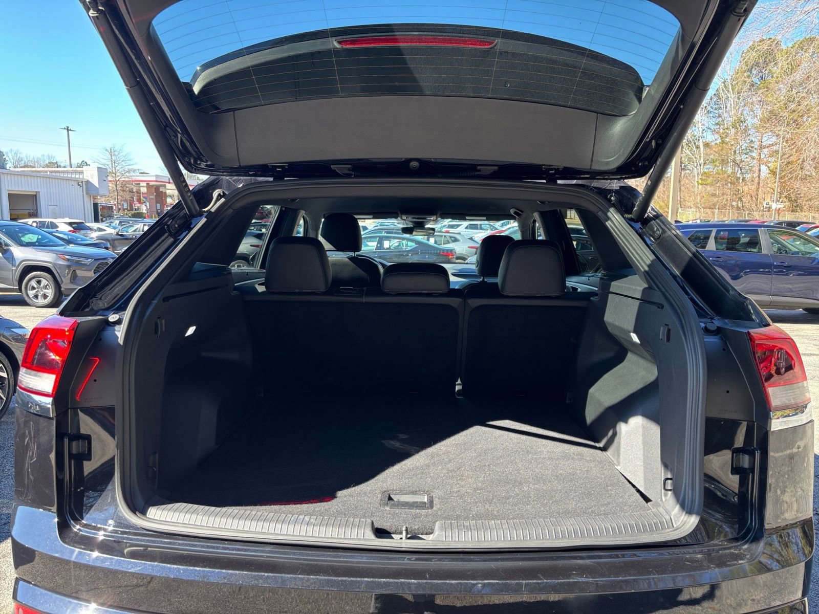 Thumbnail: 2025 Volkswagen Atlas - 33