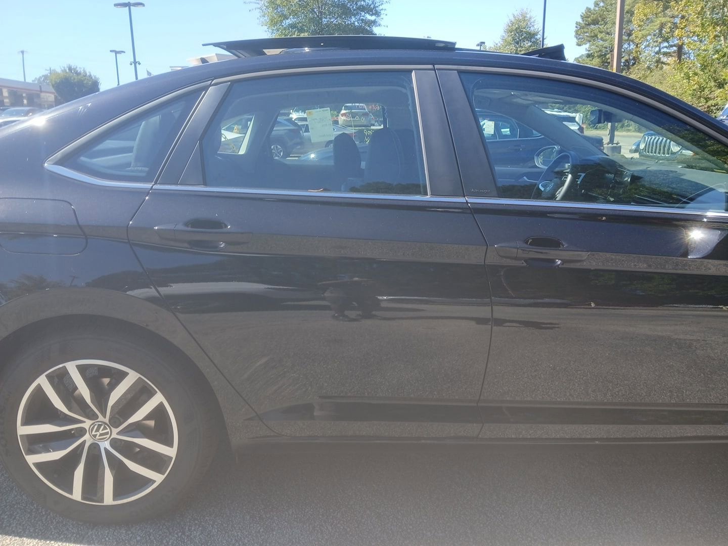 Thumbnail: 2025 Volkswagen Jetta - 9