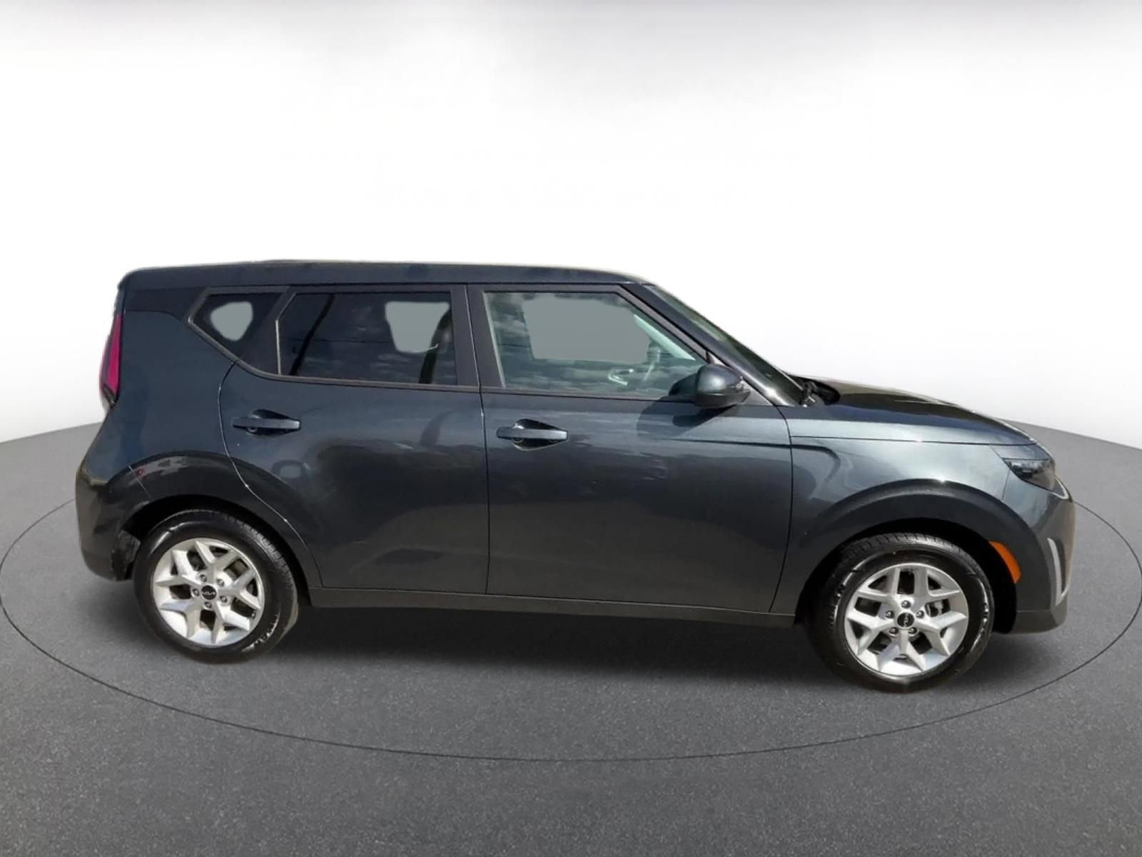 Thumbnail: 2025 Kia Soul - 16