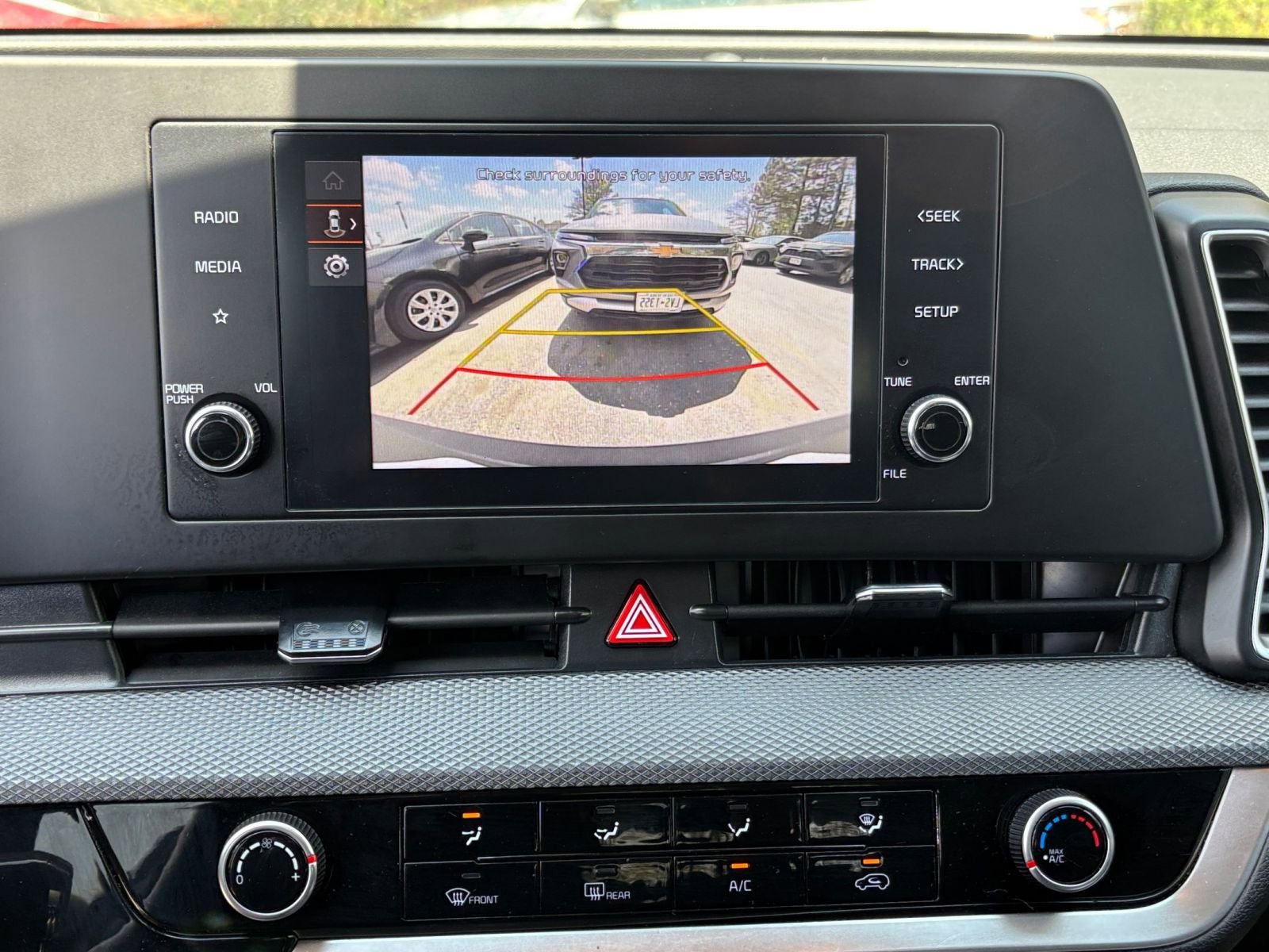 Thumbnail: 2025 Kia Sportage - 24