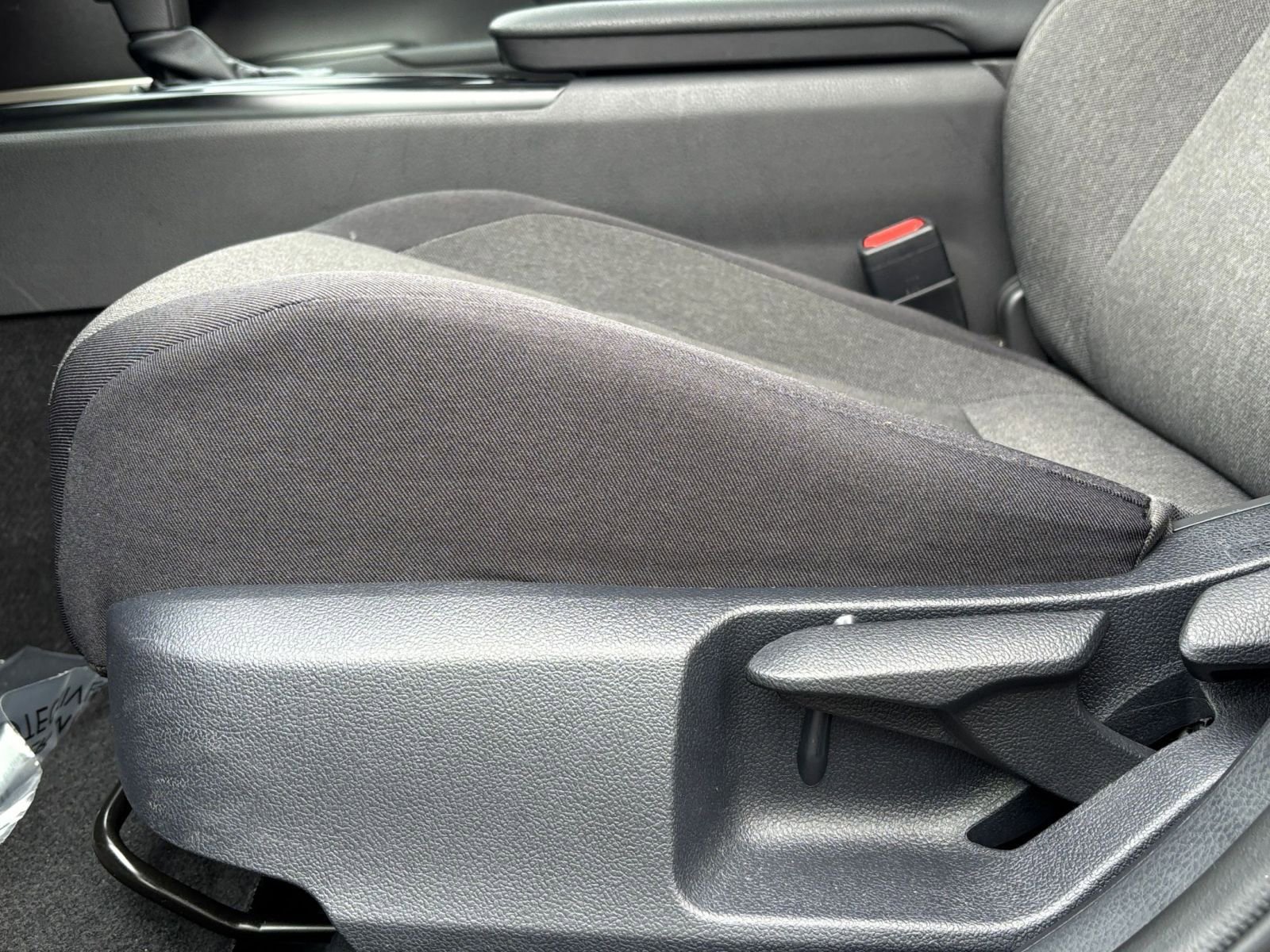 Thumbnail: 2025 Toyota Camry - 22