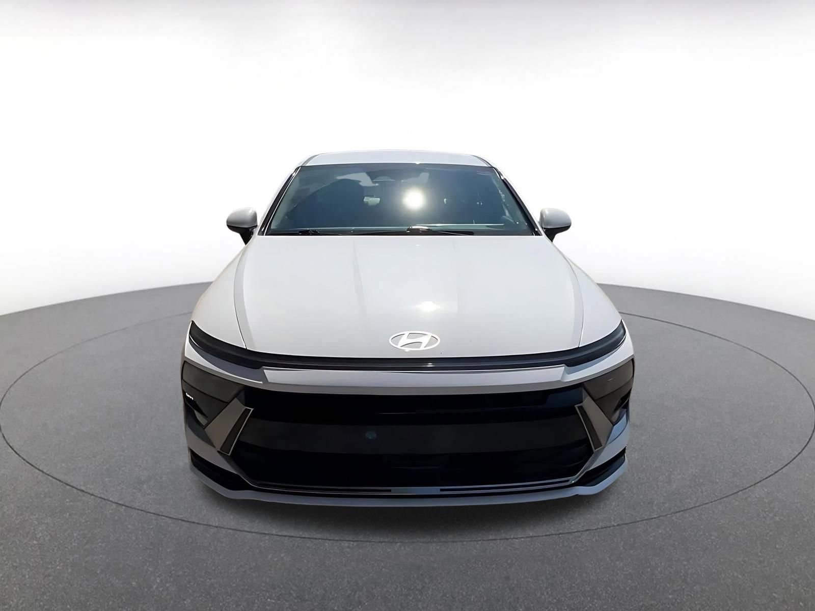 Thumbnail: 2024 Hyundai Sonata - 4