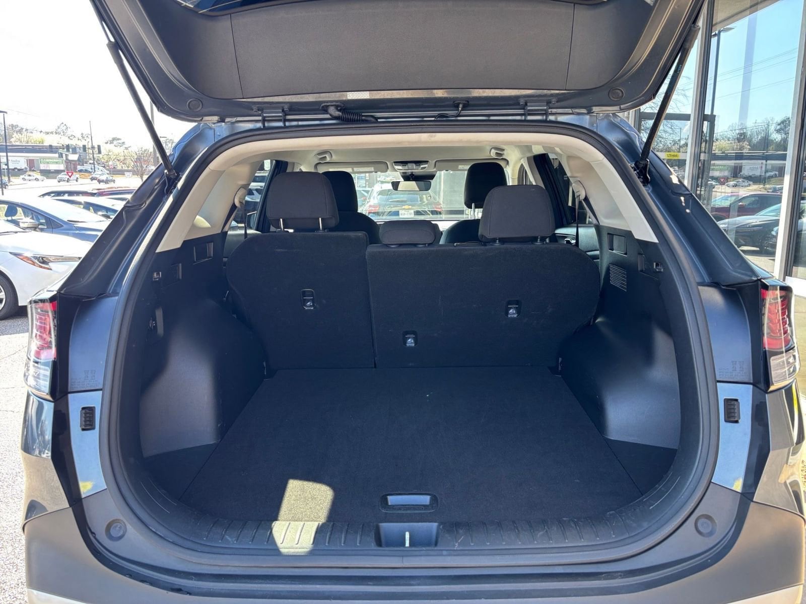 Thumbnail: 2025 Kia Sportage - 31