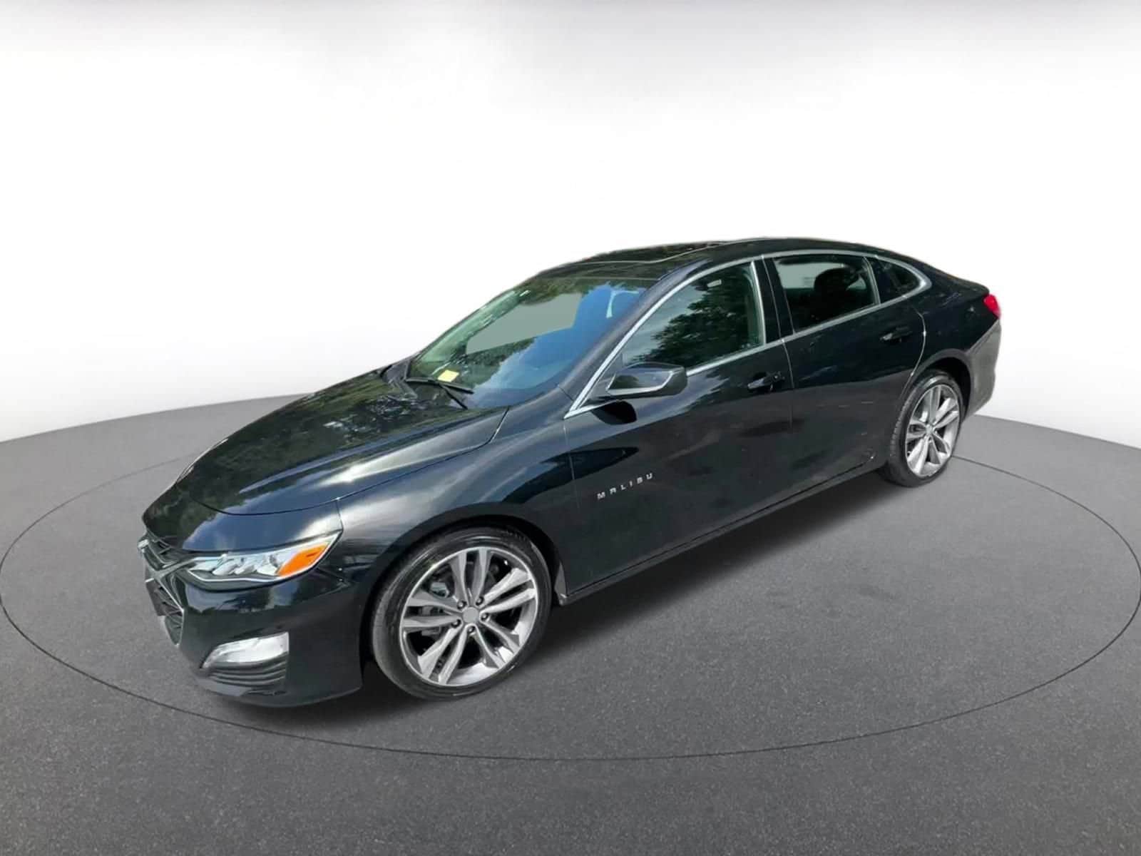Thumbnail: 2024 Chevrolet Malibu - 7