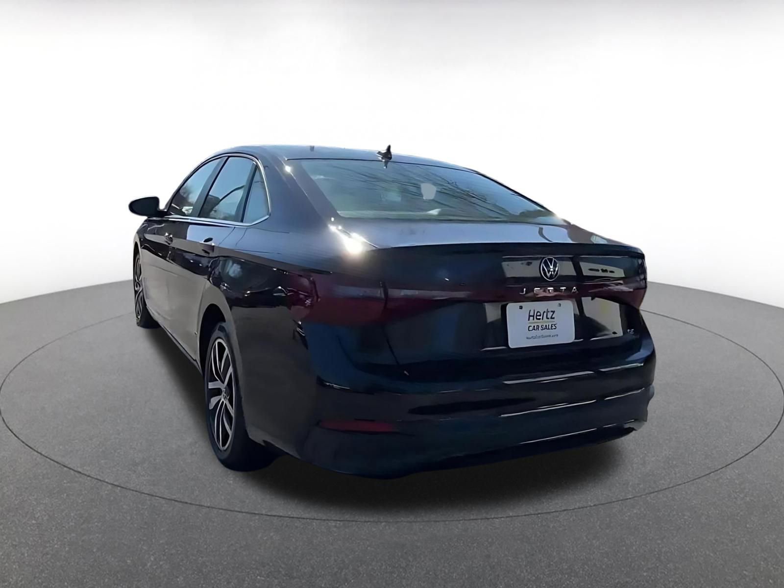 Thumbnail: 2025 Volkswagen Jetta - 11