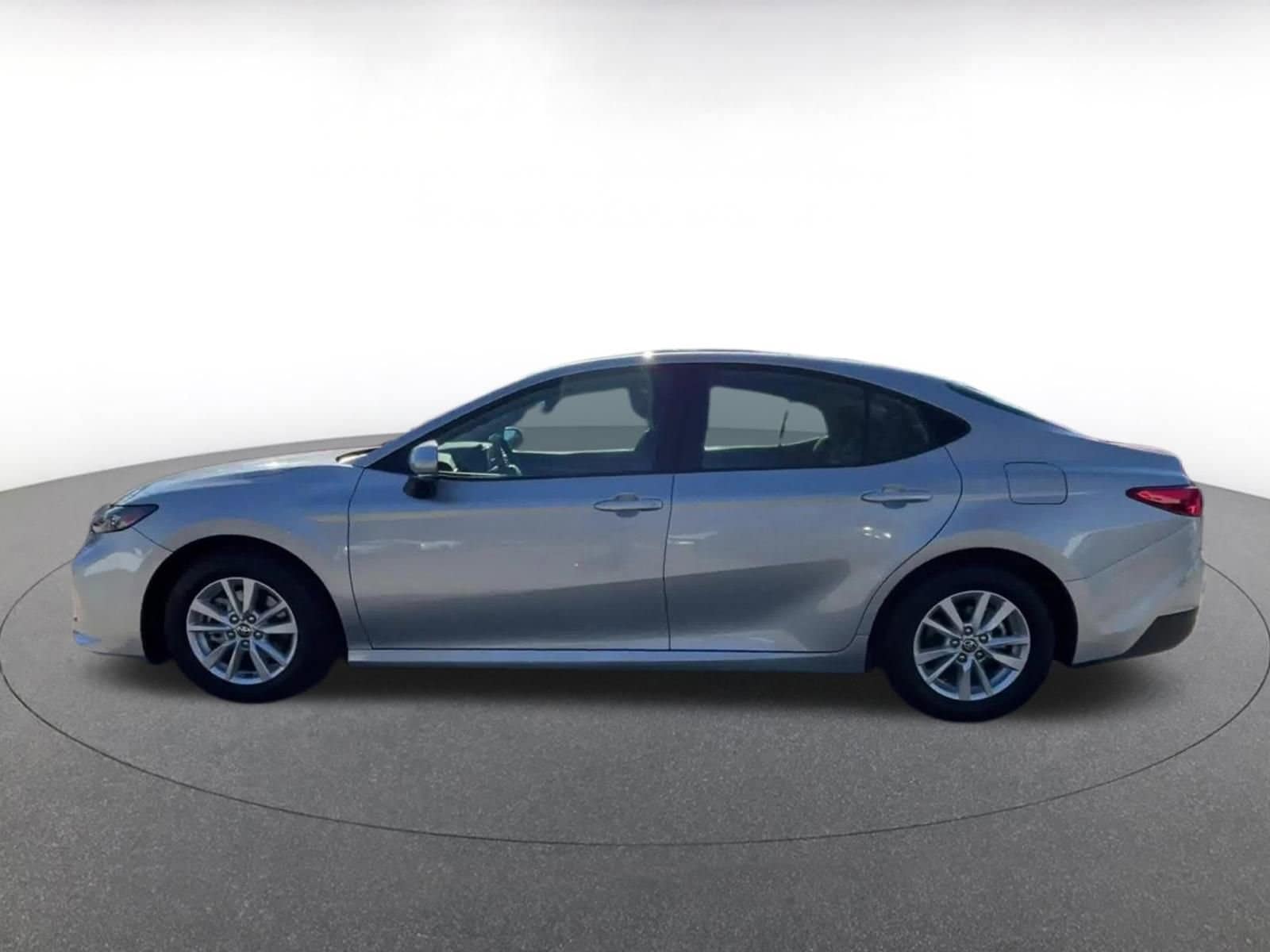 Thumbnail: 2025 Toyota Camry - 9