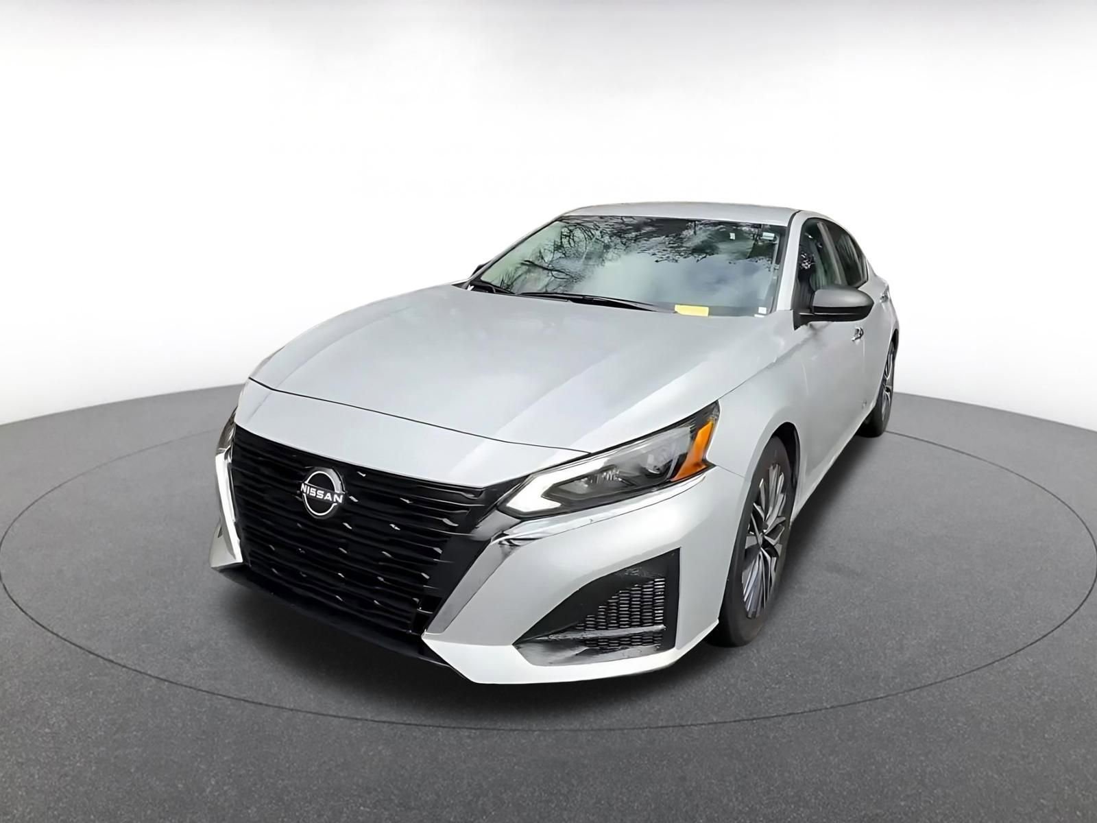 Thumbnail: 2025 Nissan Altima - 7