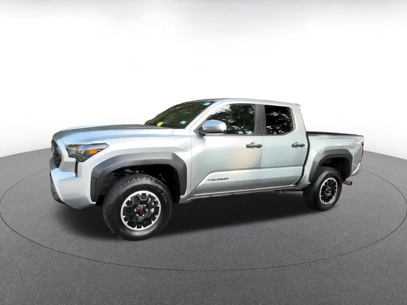 Thumbnail: 2025 Toyota Tacoma - 8