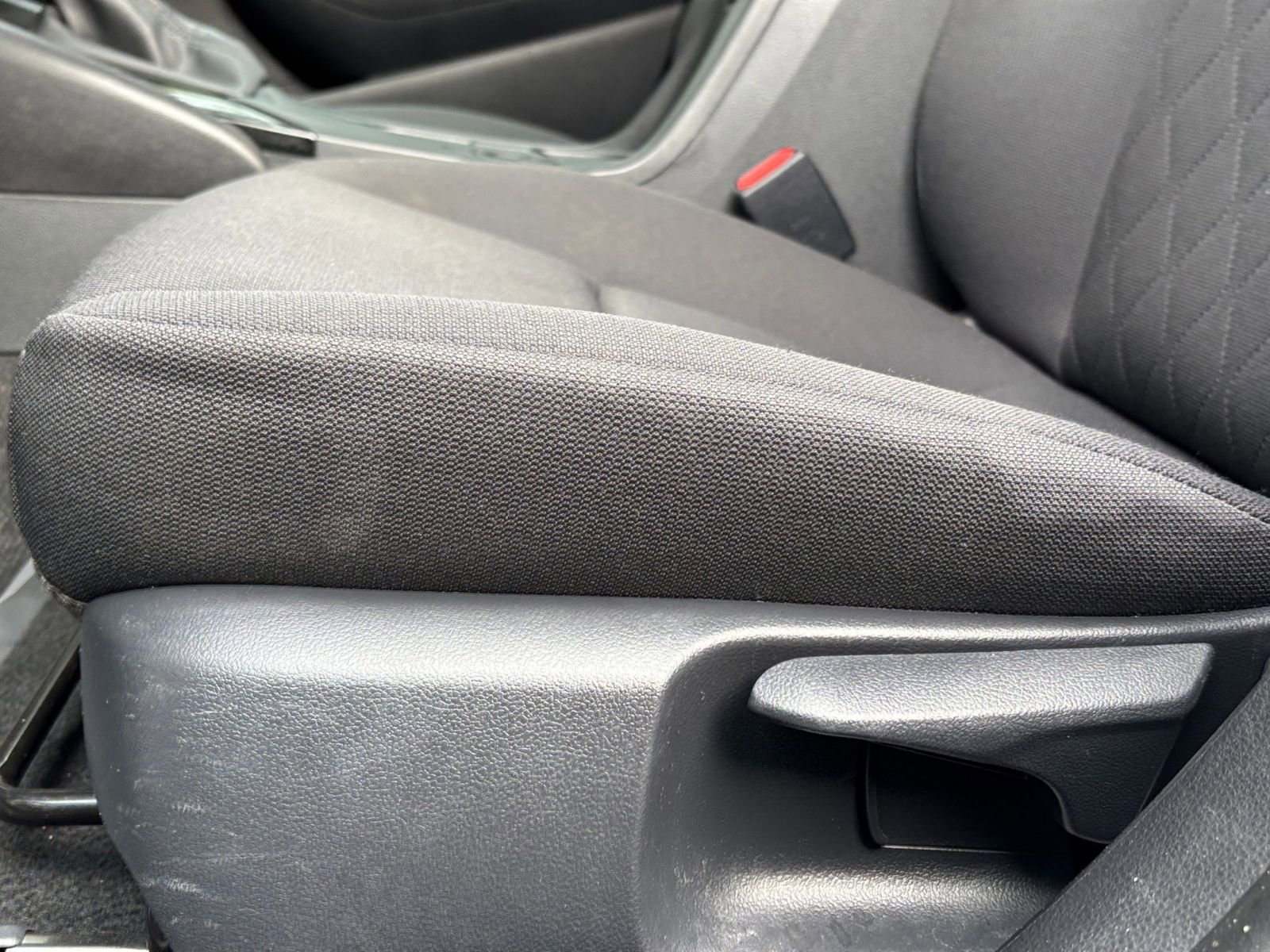 Thumbnail: 2025 Toyota Corolla - 27