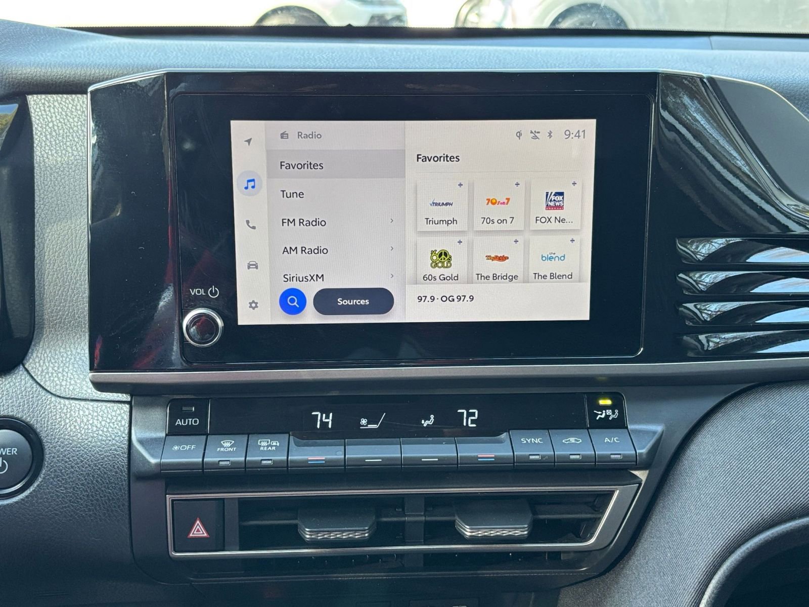 Thumbnail: 2025 Toyota Camry - 20