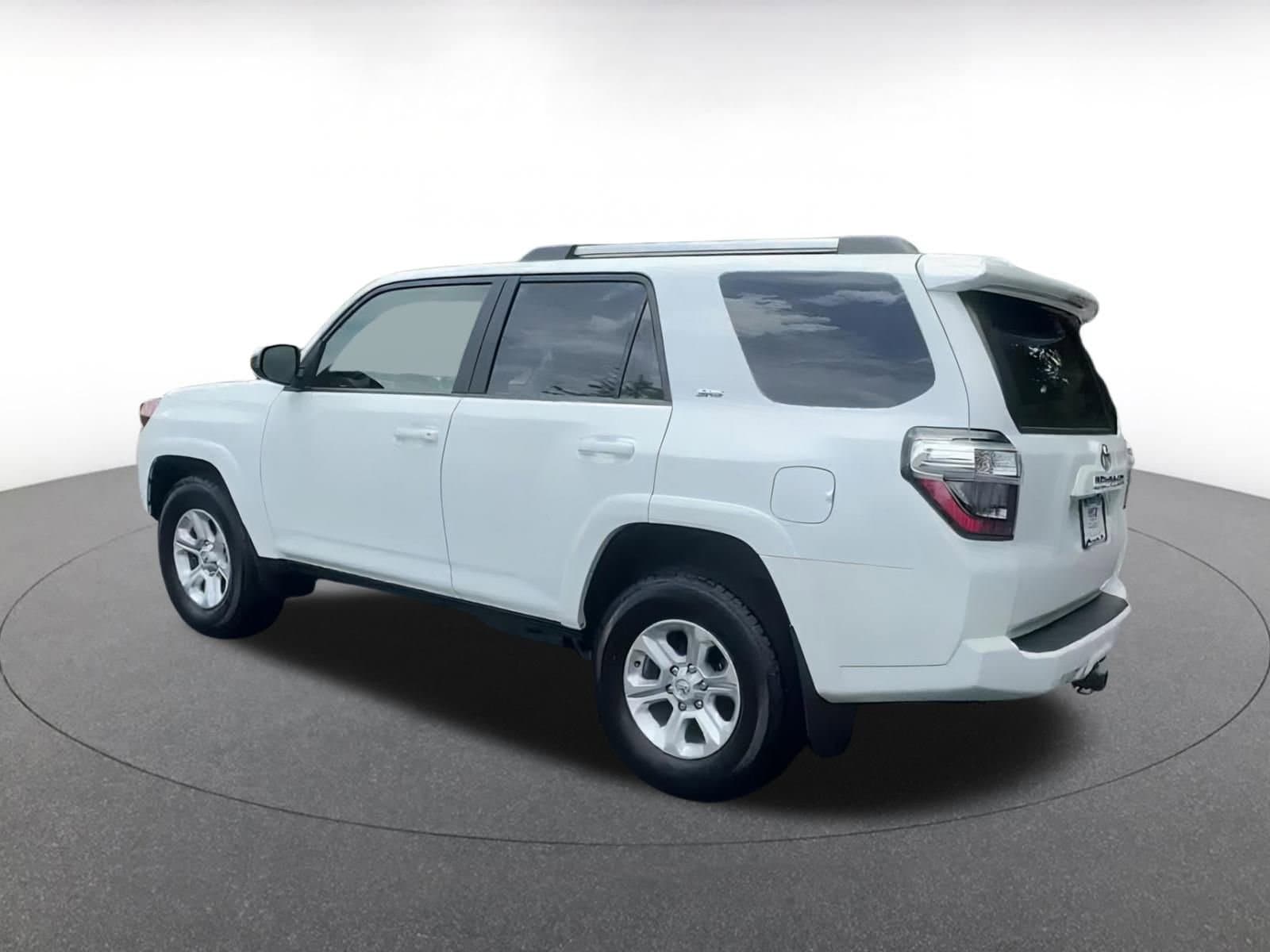 Thumbnail: 2024 Toyota 4Runner - 10