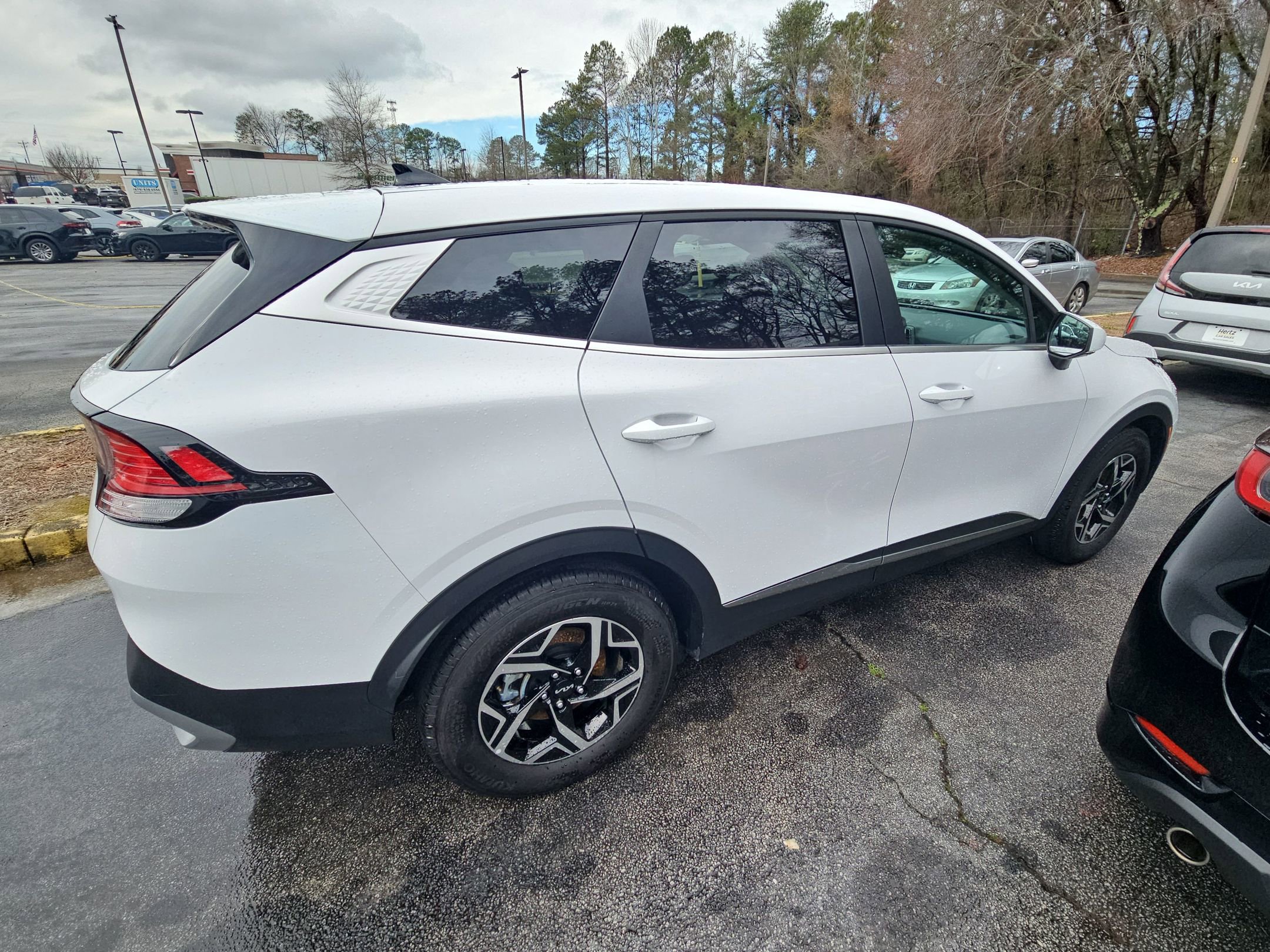 Thumbnail: 2025 Kia Sportage - 3