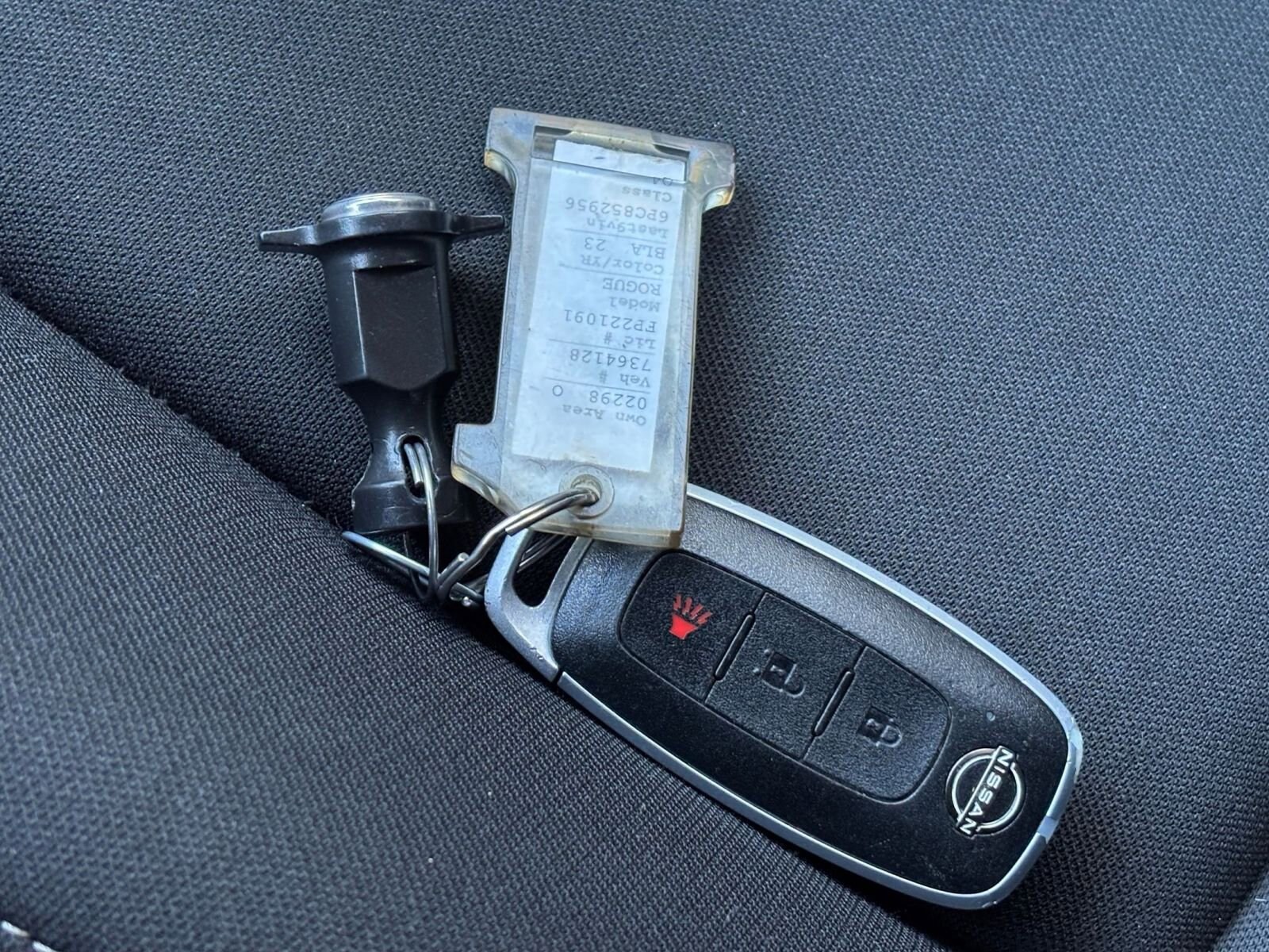 Thumbnail: 2023 Nissan Rogue - 21