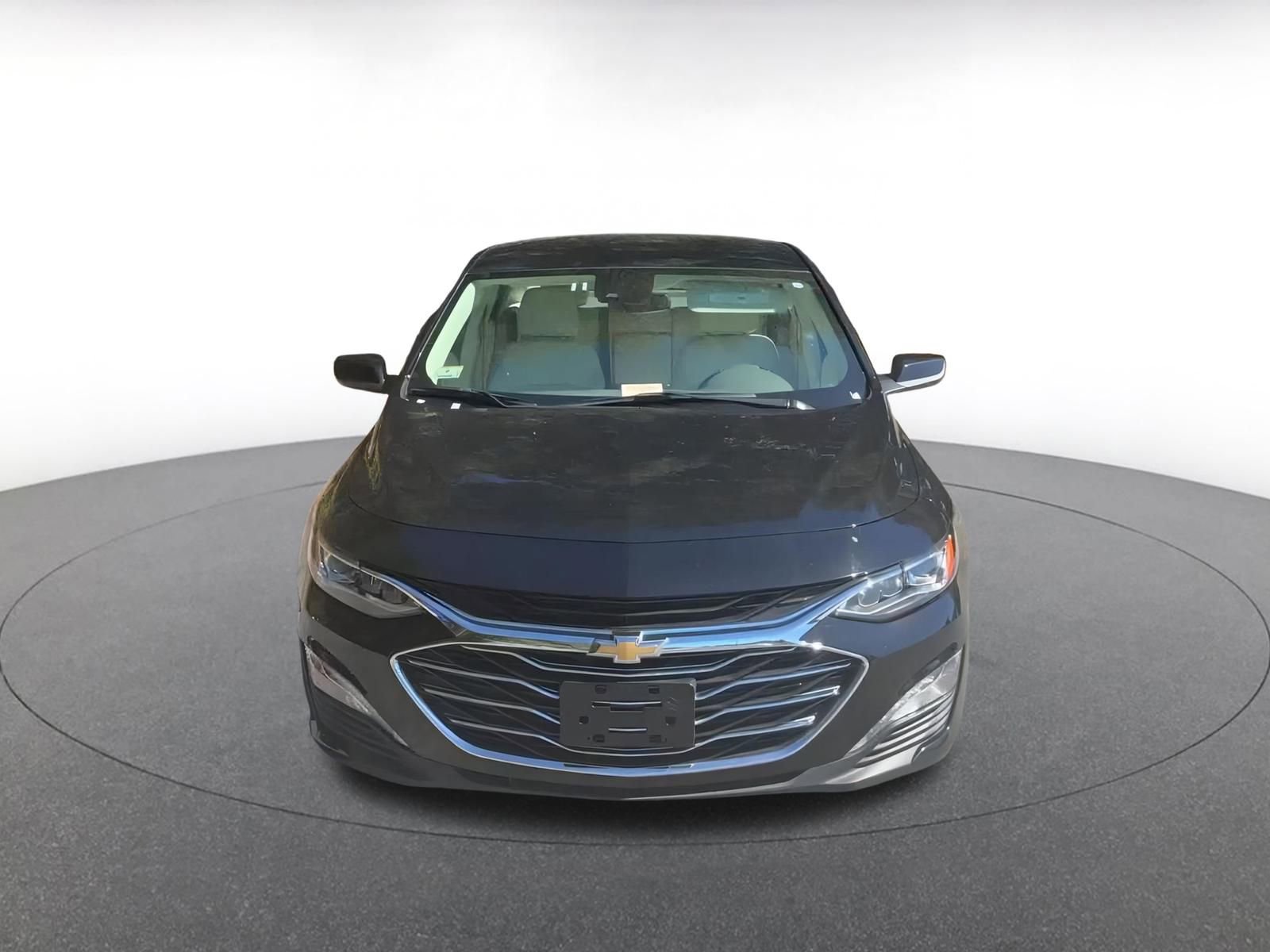 Thumbnail: 2024 Chevrolet Malibu - 4