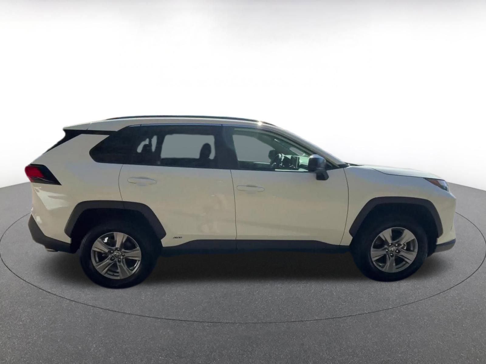 Thumbnail: 2025 Toyota RAV4 - 16