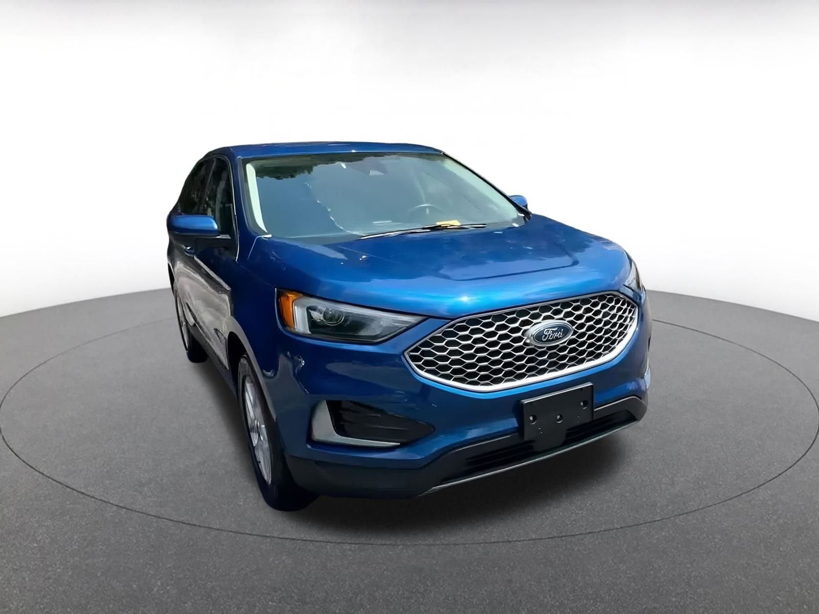 Thumbnail: 2024 Ford Edge - 3