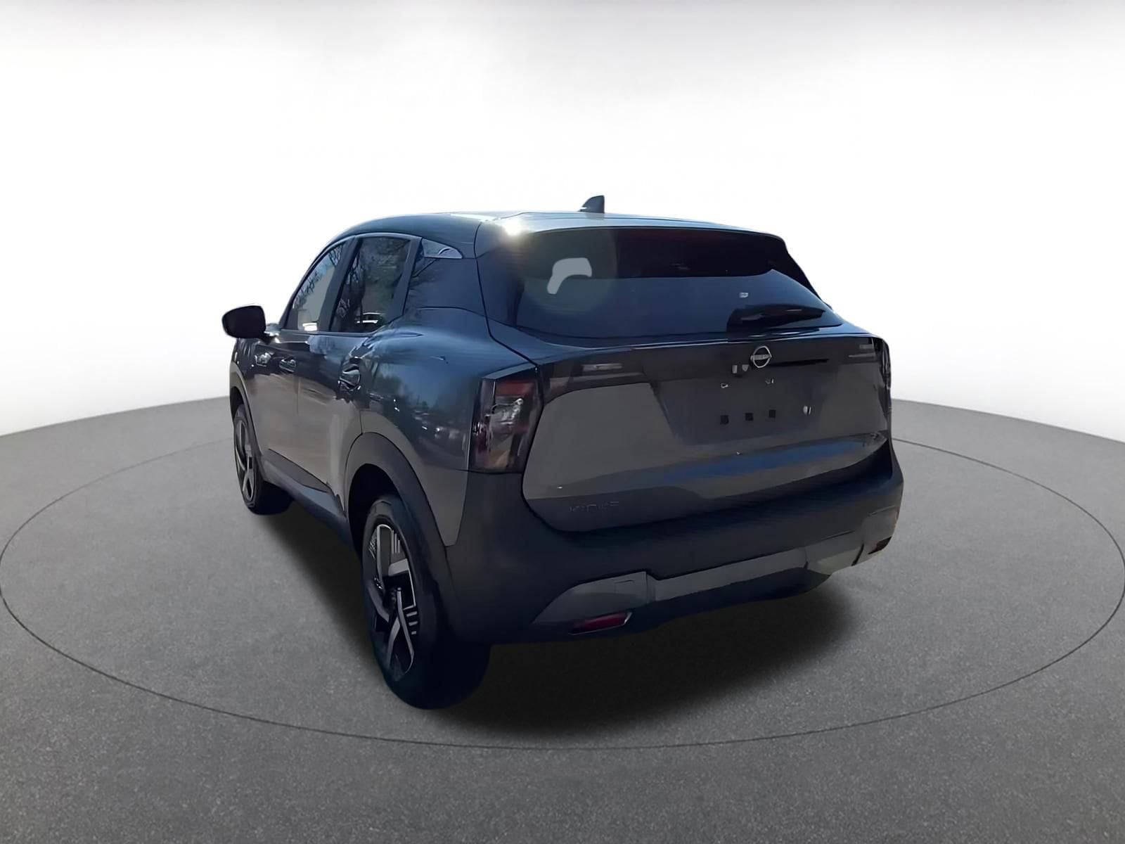 Thumbnail: 2025 Nissan Kicks - 11