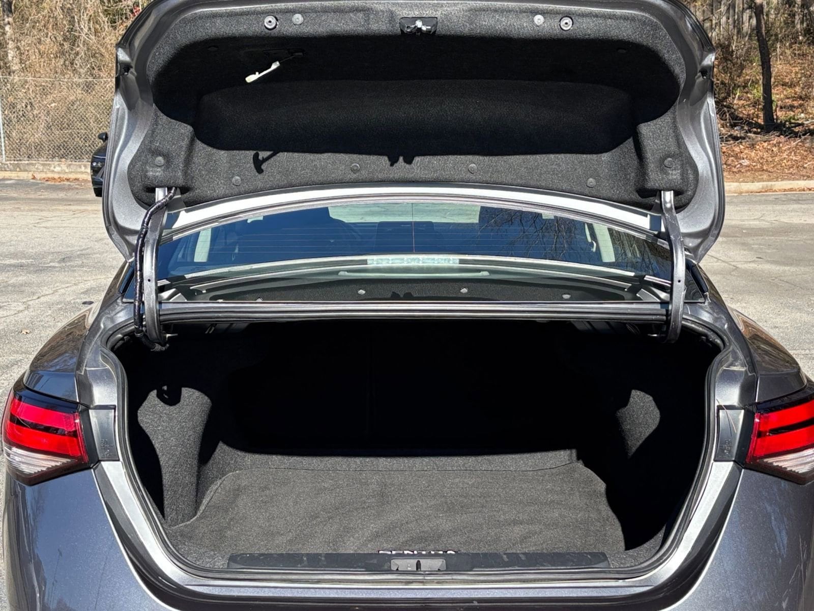 Thumbnail: 2025 Nissan Sentra - 31