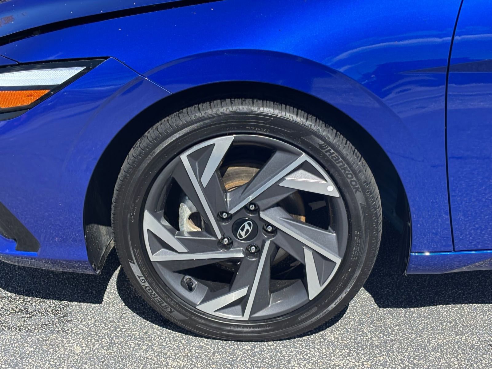 Thumbnail: 2025 Hyundai Elantra - 32