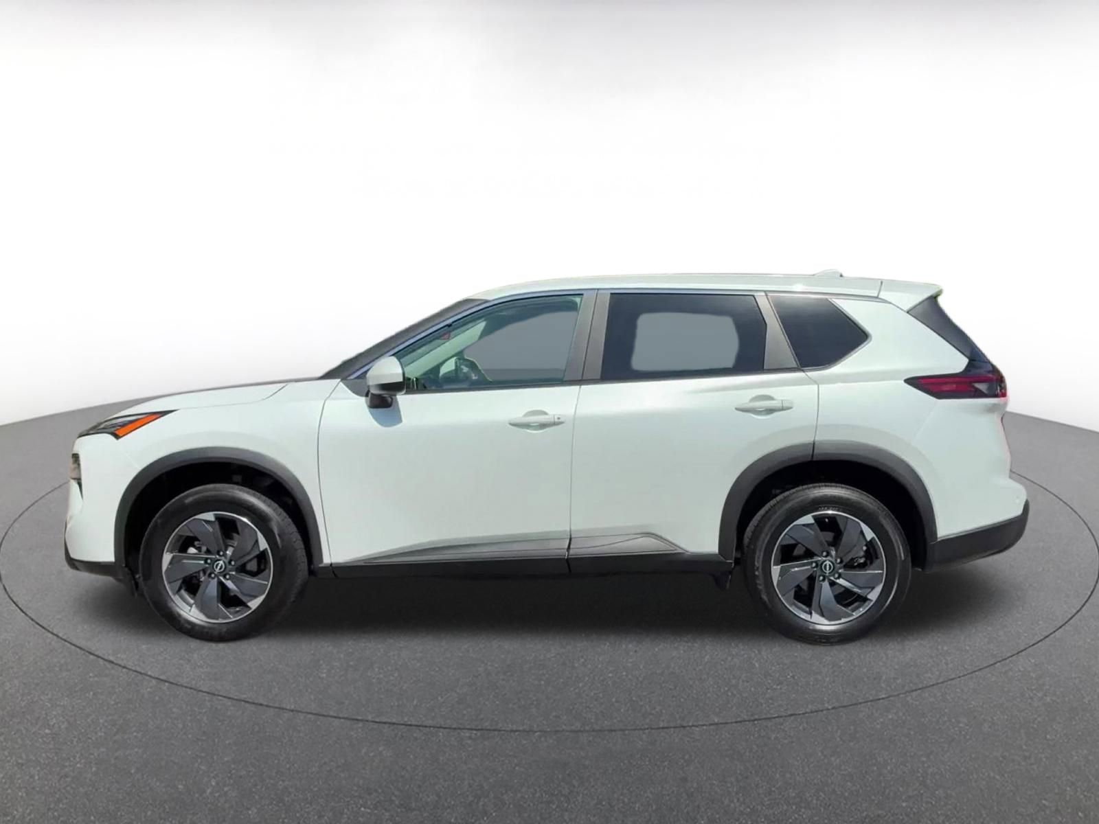 Thumbnail: 2025 Nissan Rogue - 10
